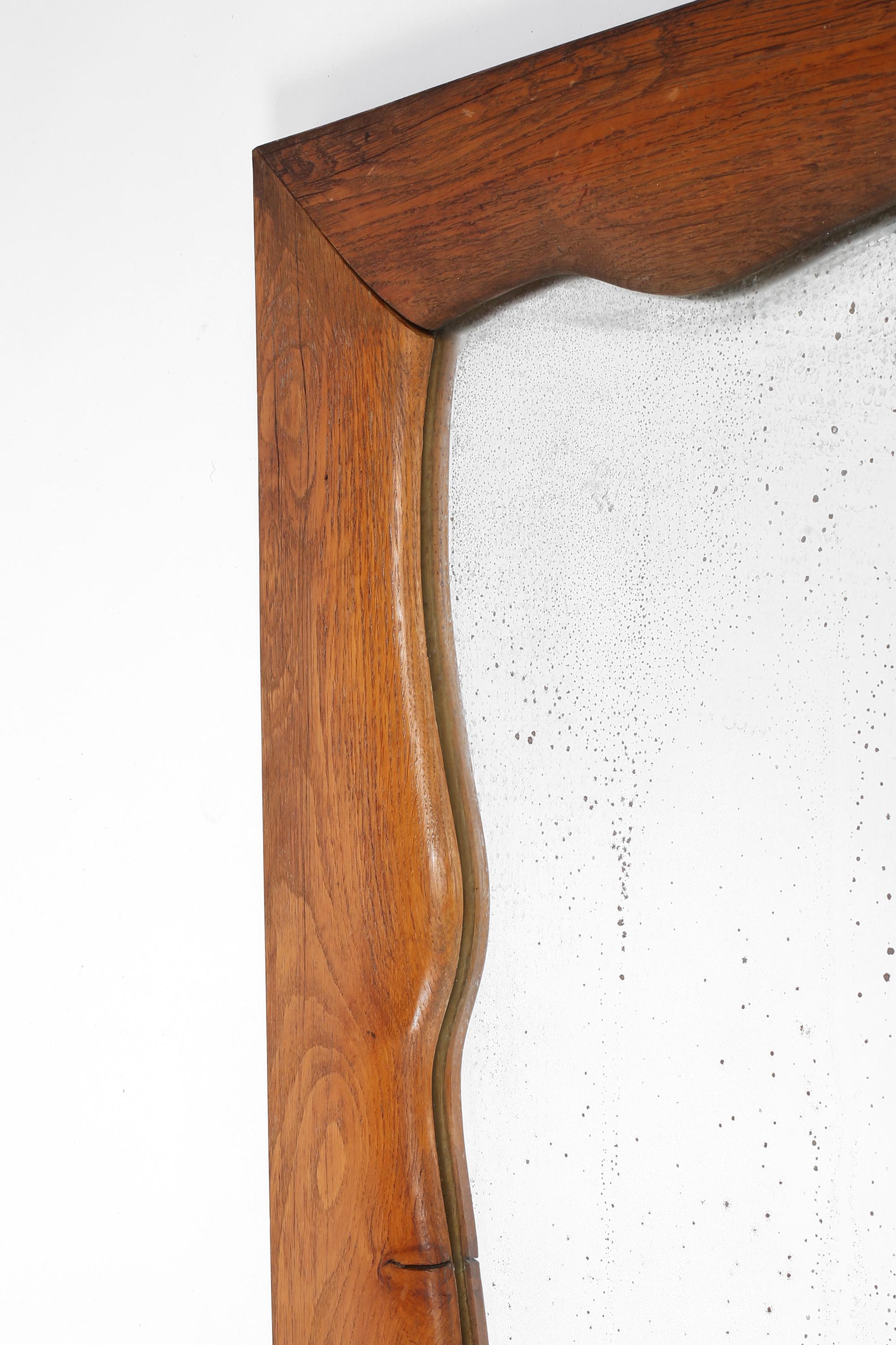 Grande specchio da terra francese della metà del secolo scorso con cornice a forma libera in Oak in vendita 6