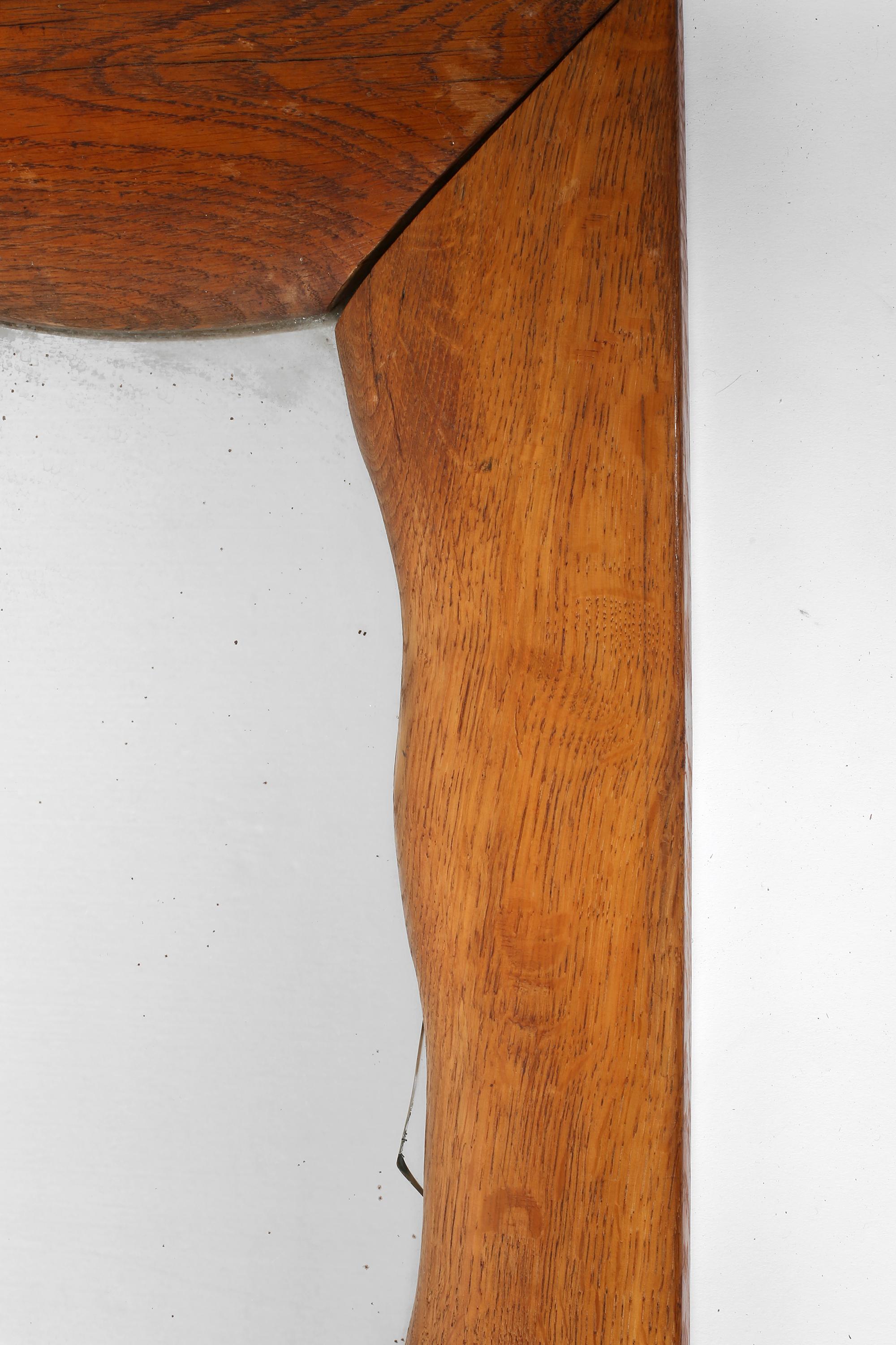 Francese Grande specchio da terra francese della metà del secolo scorso con cornice a forma libera in Oak in vendita