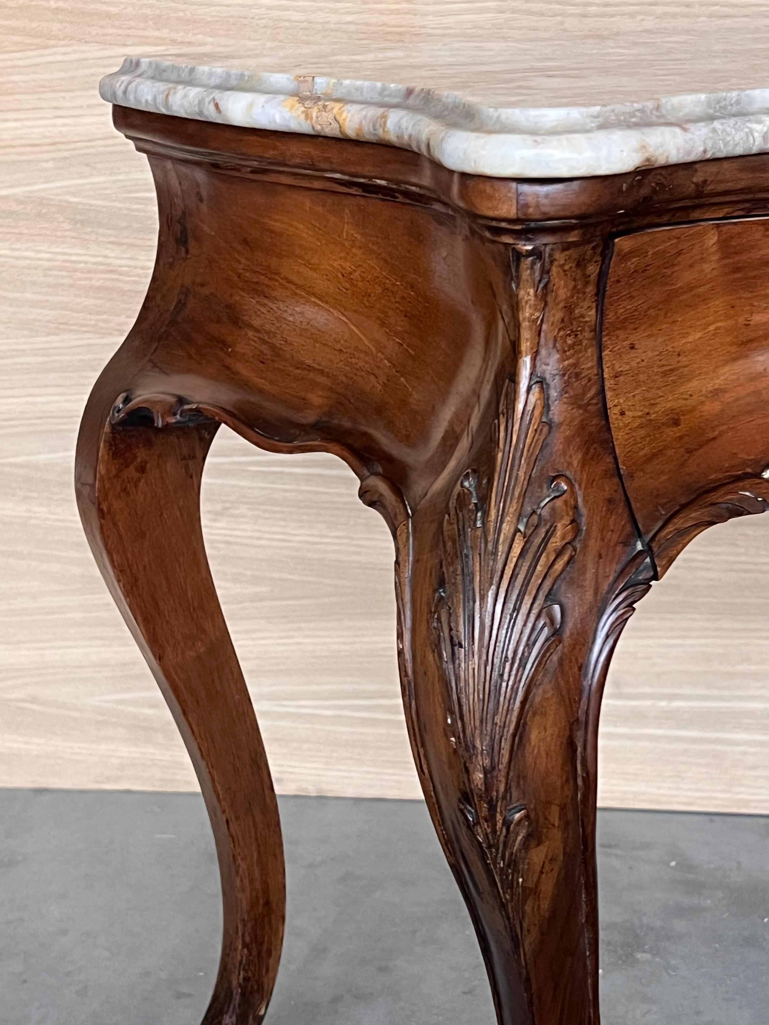 French Large Nightstands with Drawers and Cabriole Legs, 1900s, Set of 2 For Sale 4