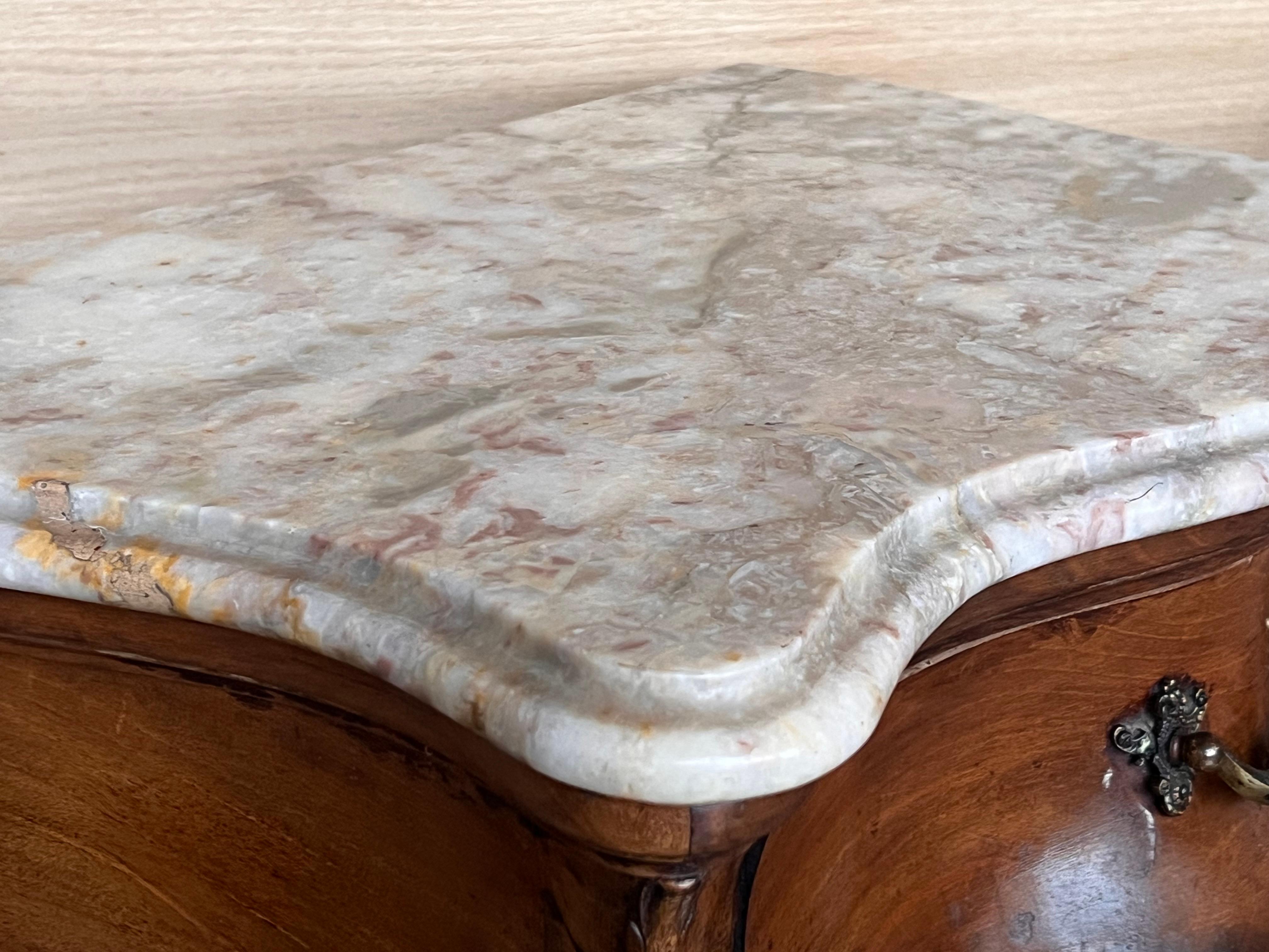 French Large Nightstands with Drawers and Cabriole Legs, 1900s, Set of 2 For Sale 6