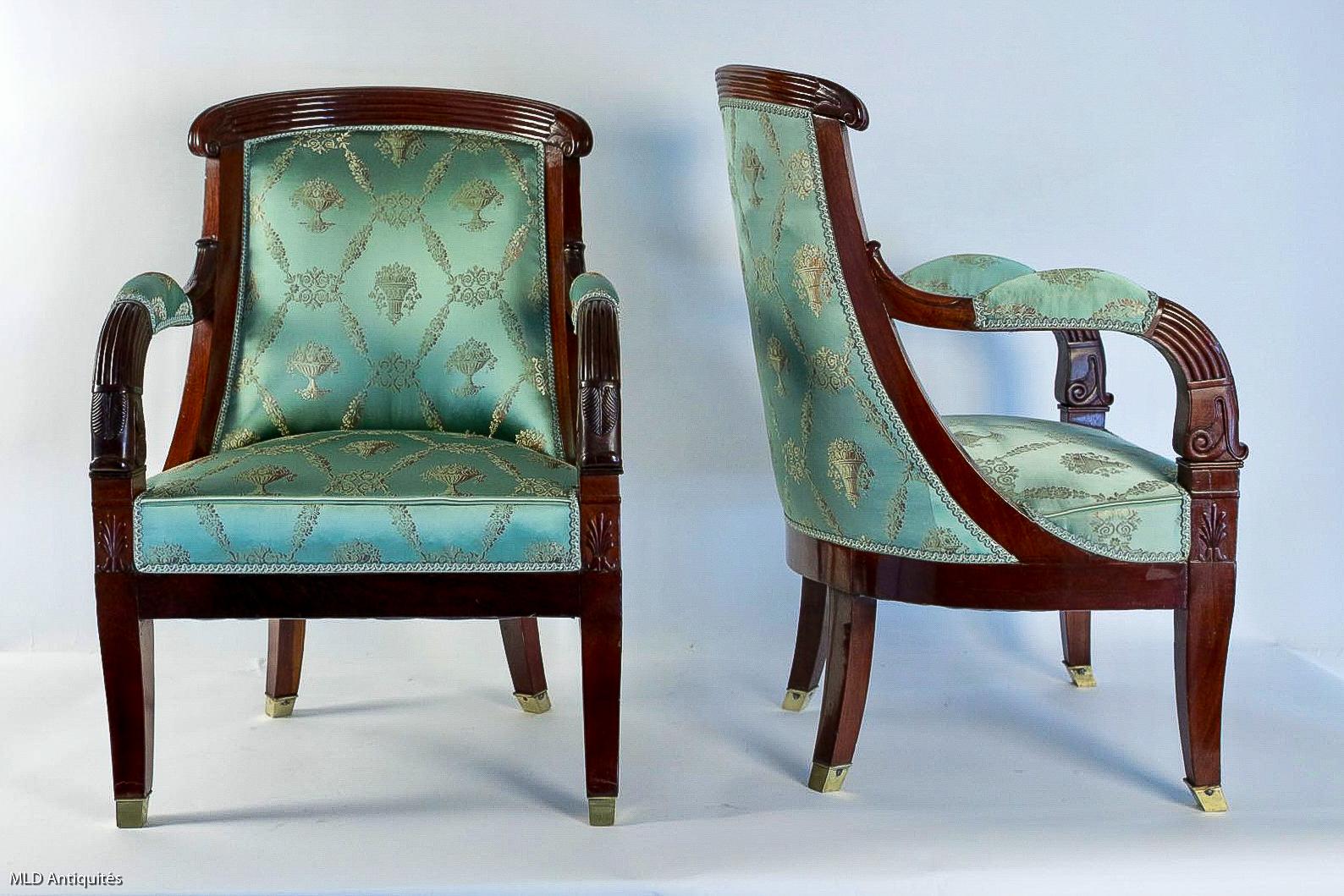 French Large Pair of Early 19th Century Empire Period Mahogany Armchairs In Good Condition In Saint Ouen, FR