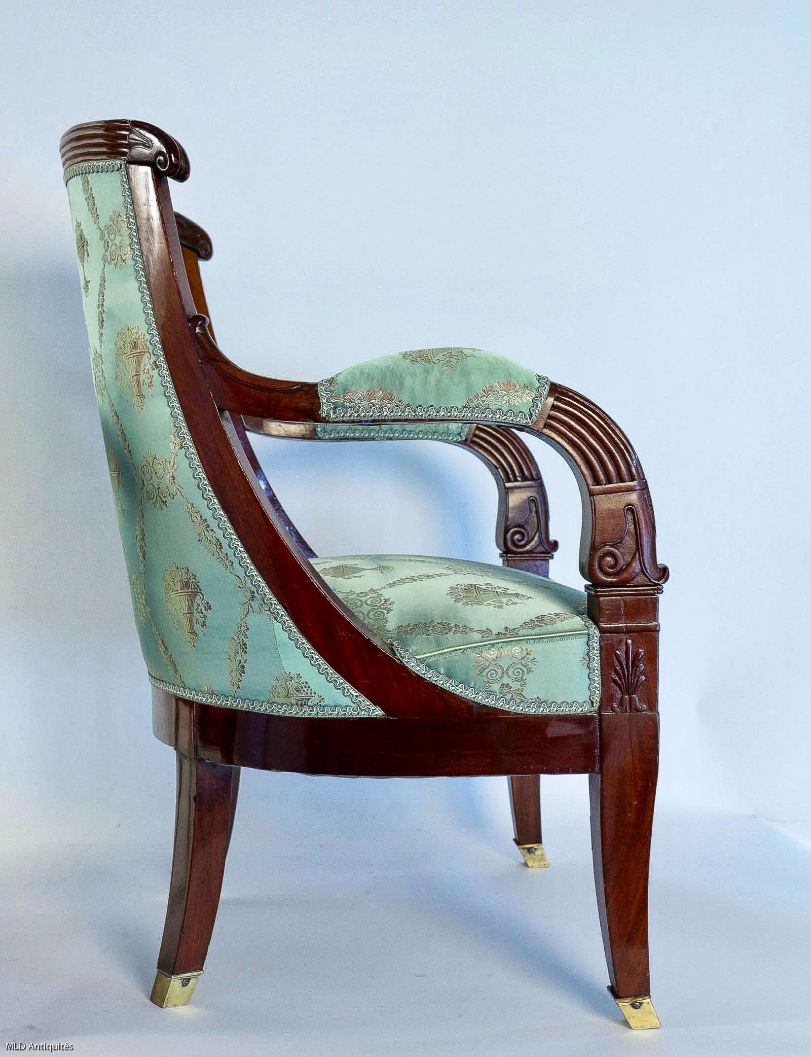 French Large Pair of Early 19th Century Empire Period Mahogany Armchairs 2