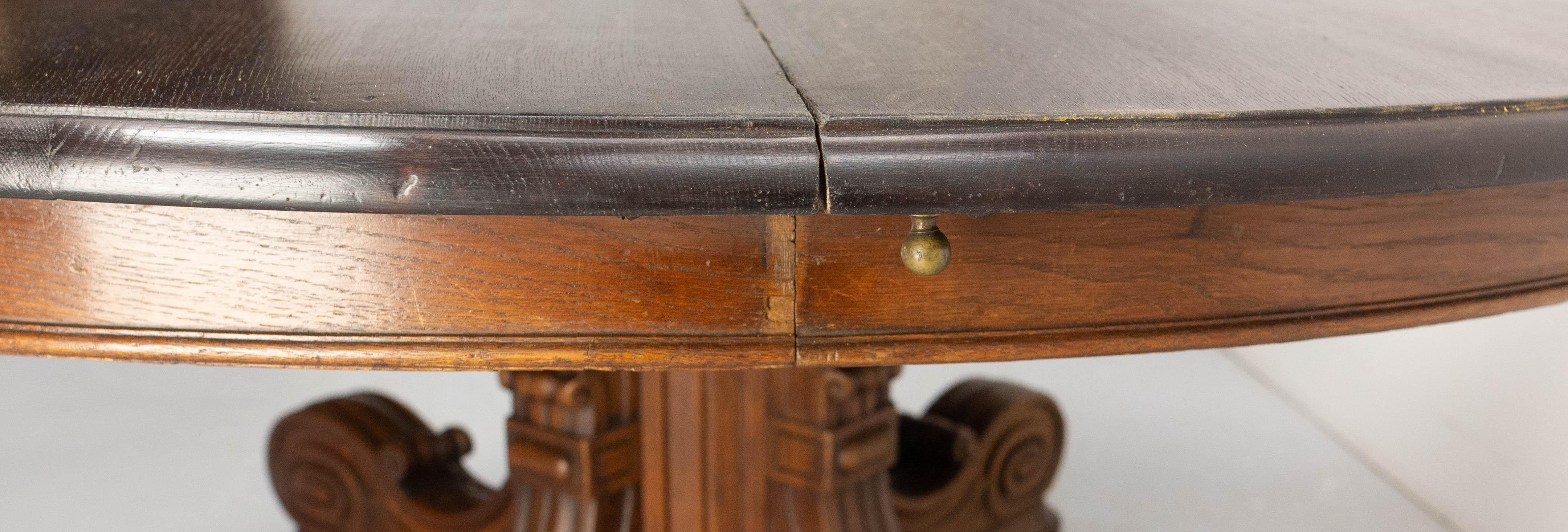 French Large Round Oak Dining Table, 19th Century For Sale 7