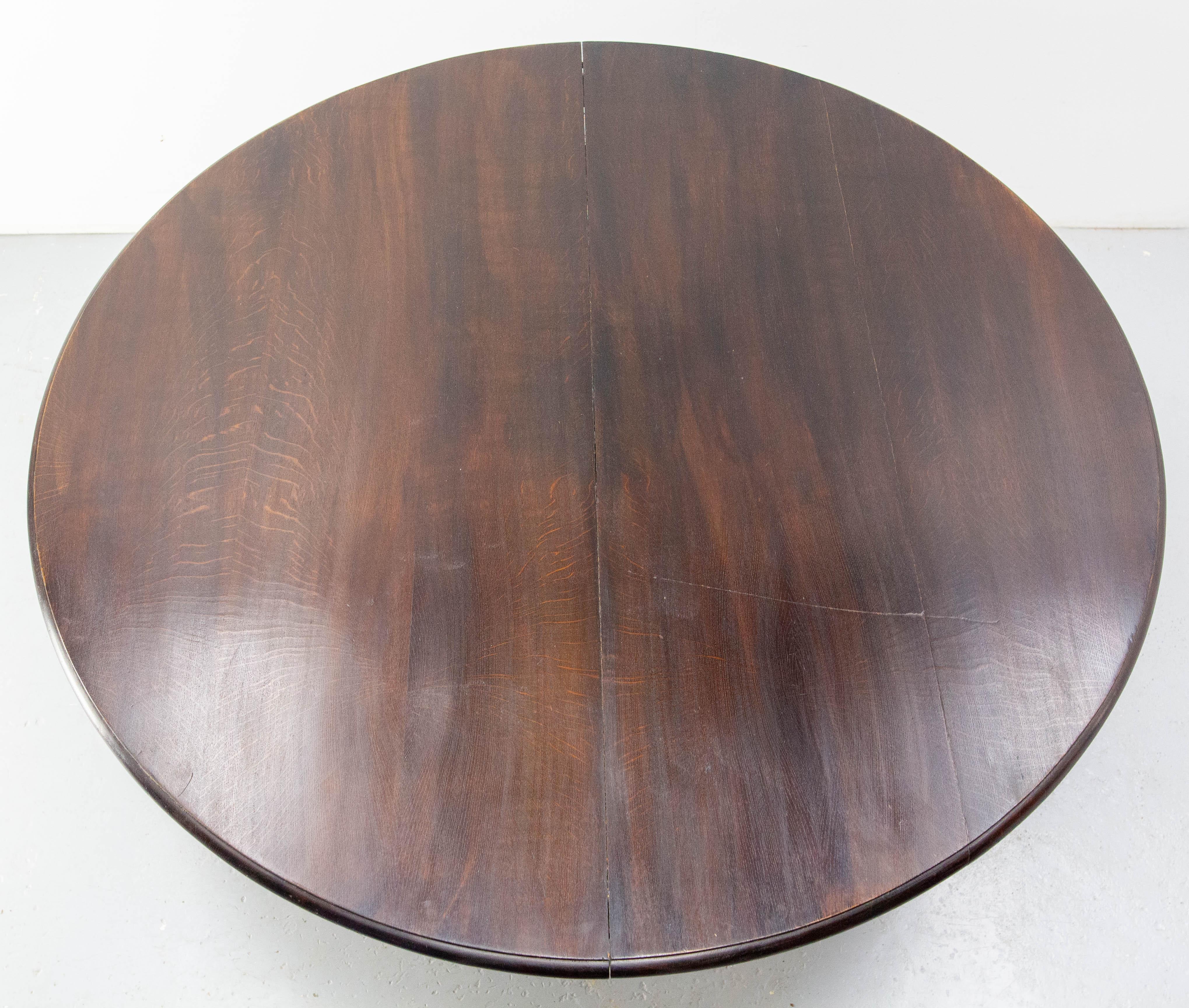 French Large Round Oak Dining Table, 19th Century For Sale 8