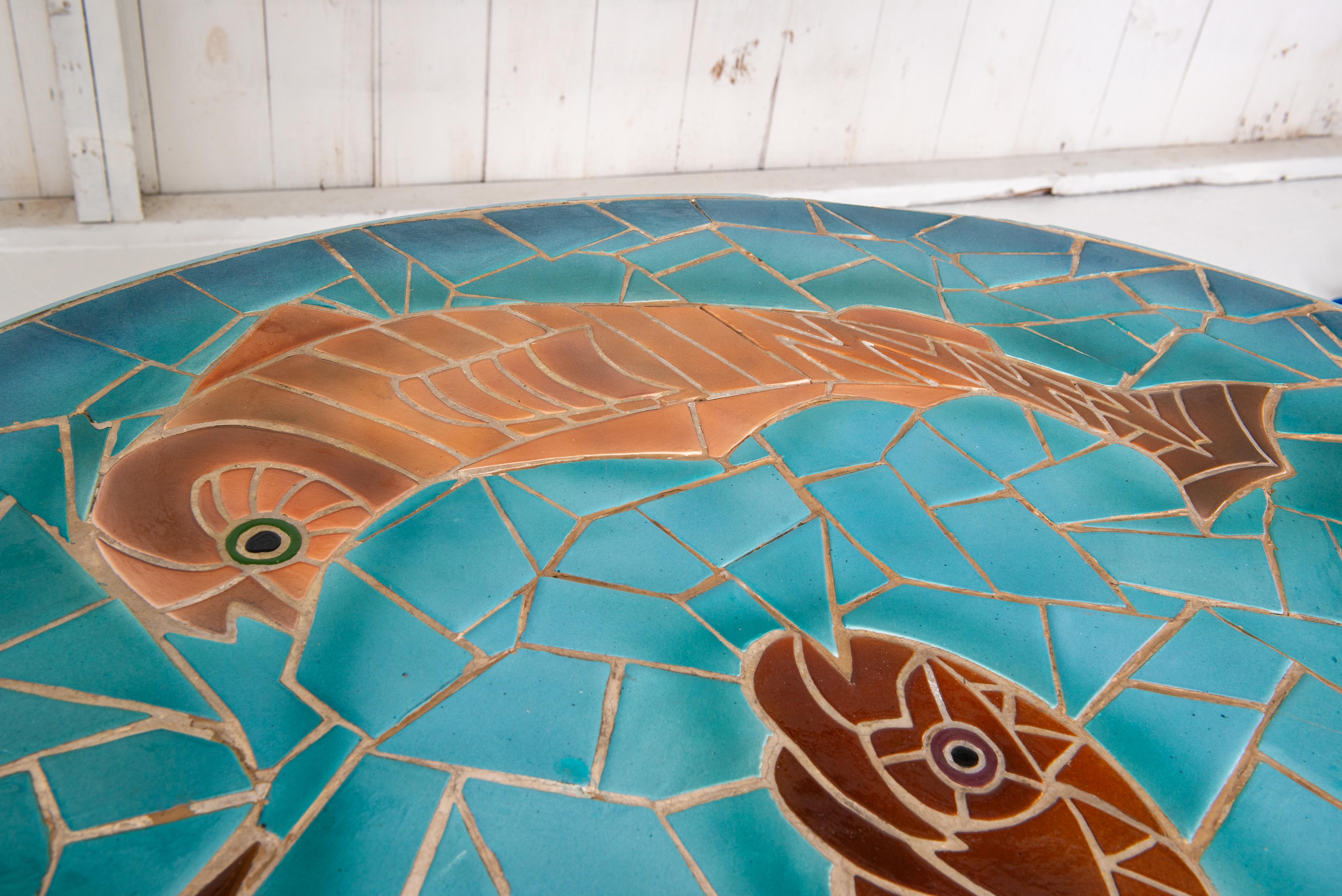 Mesa francesa de azulejos de pescado a gran escala, Vallauris en venta 5