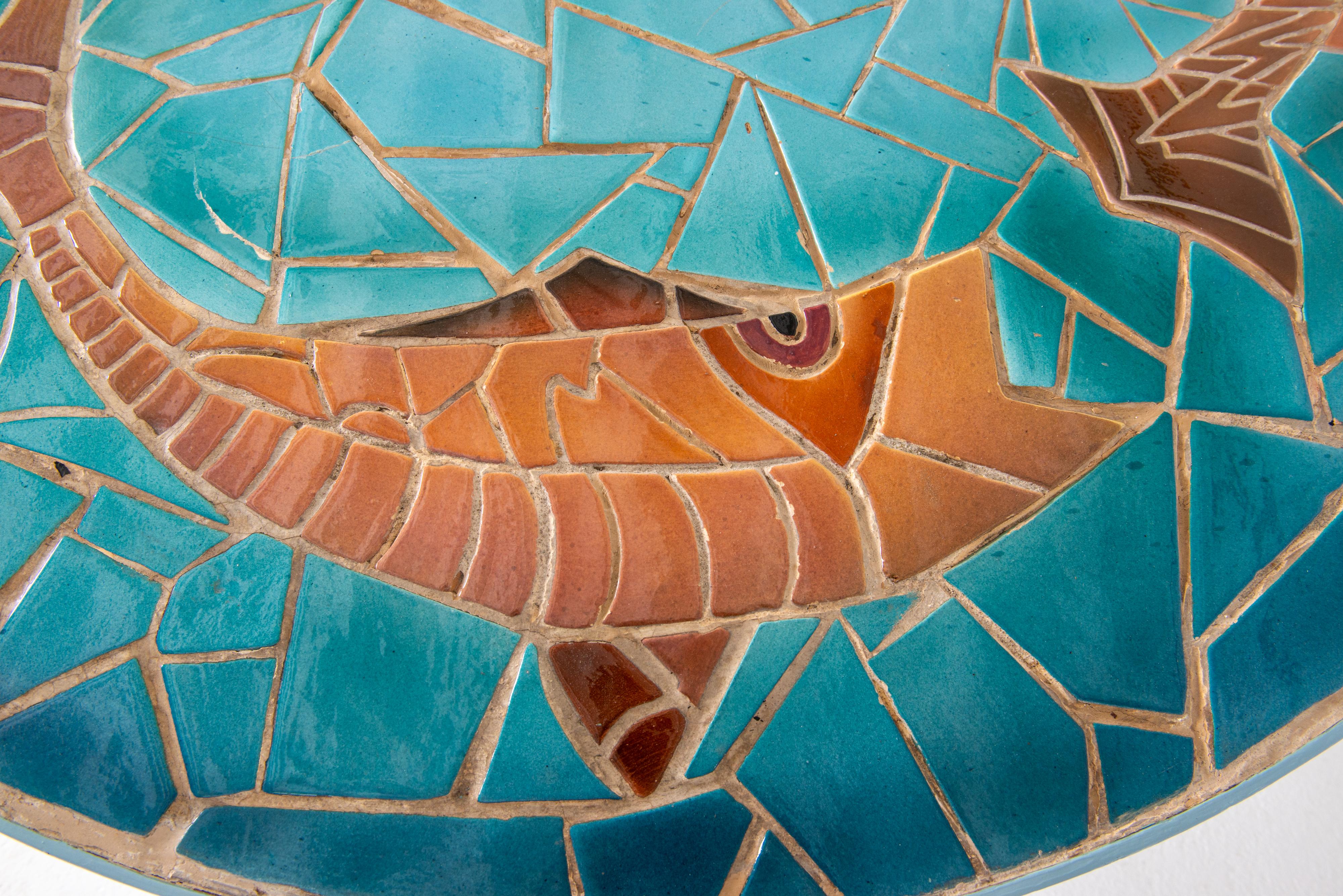 Mesa francesa de azulejos de pescado a gran escala, Vallauris en venta 1