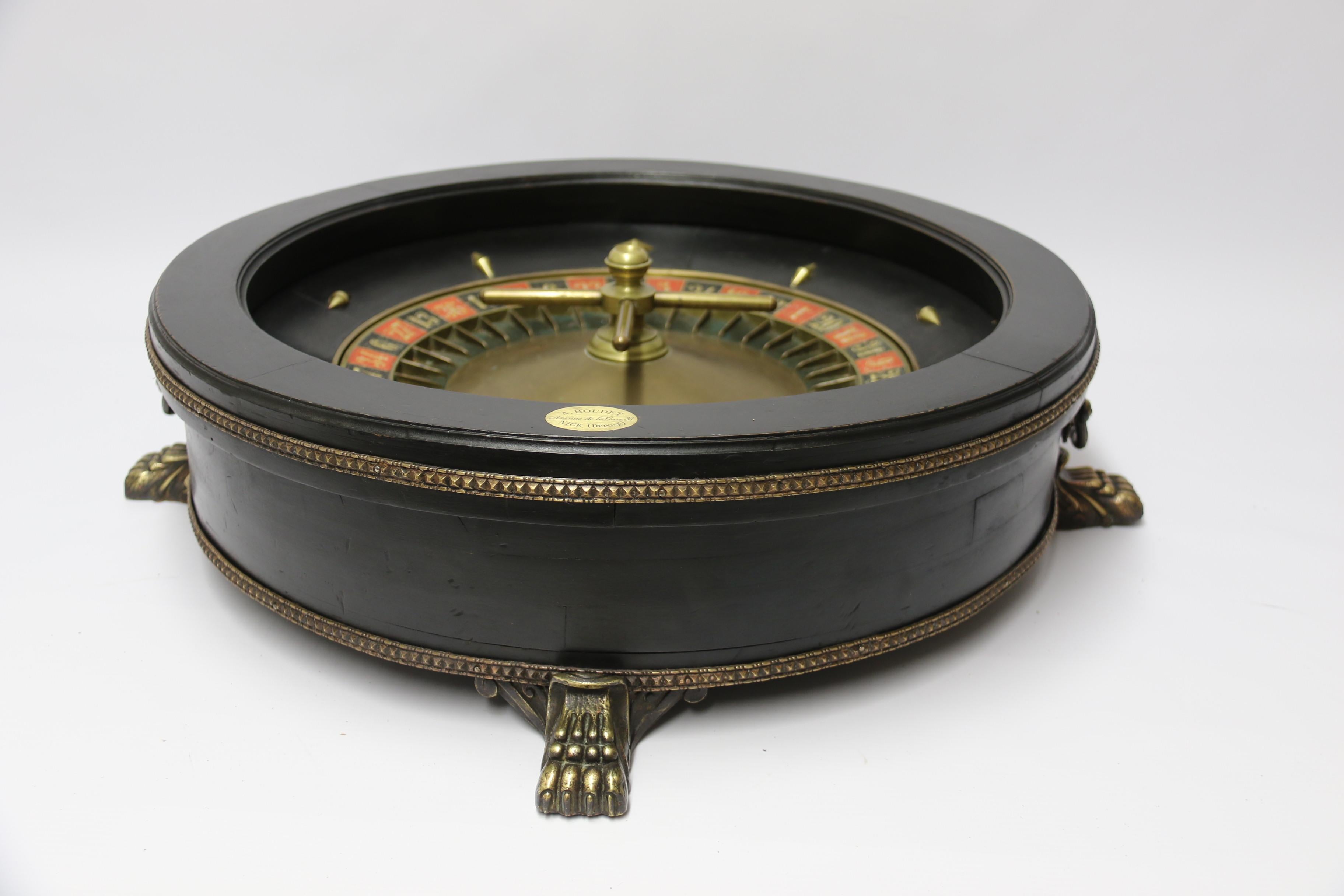 French Large Scale Roulette Wheel with Carrying Handles Raised on Clawed Feet For Sale 1