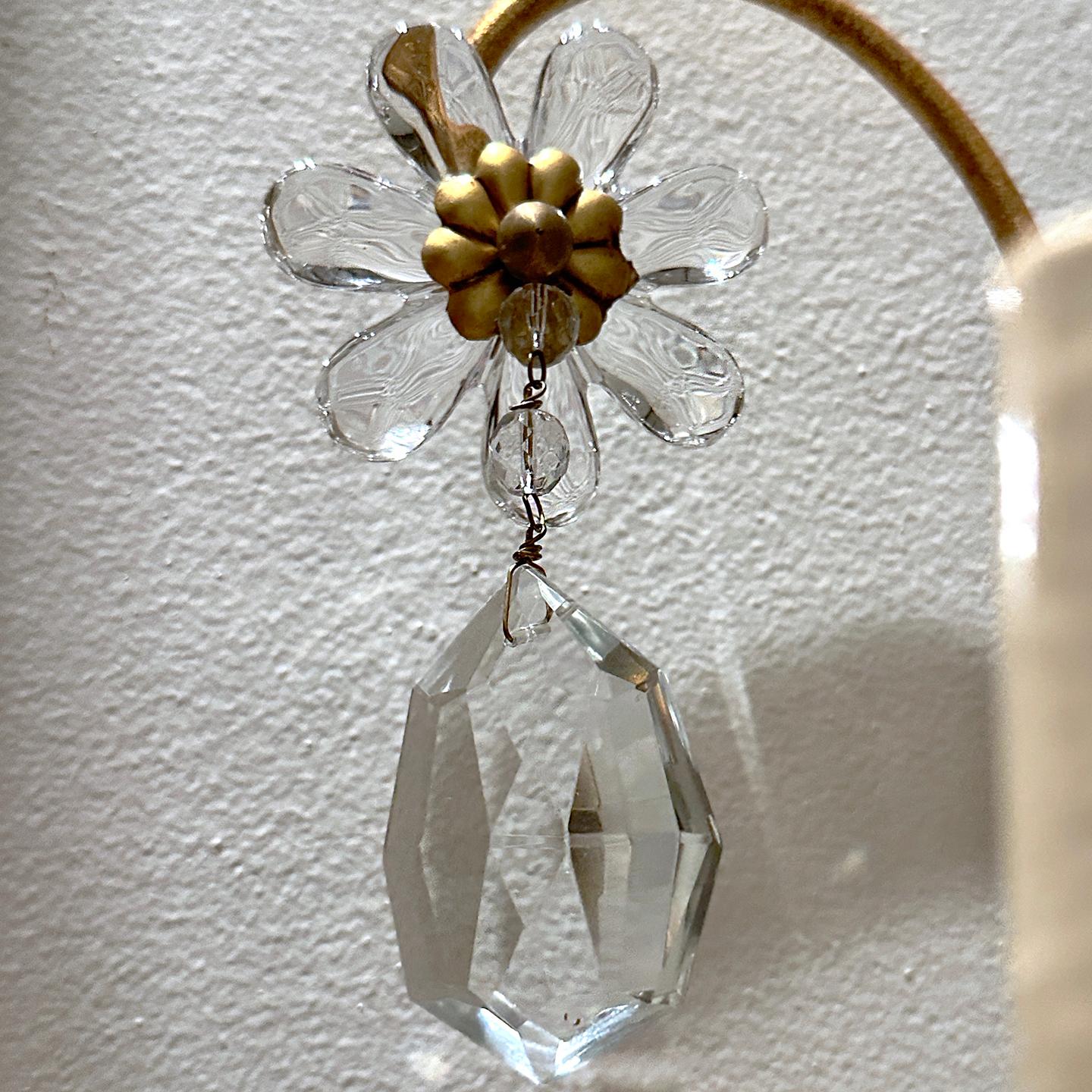 A single circa 1950's French large sconce with 2 lights and crystal body.

Measurements:
Height: 26