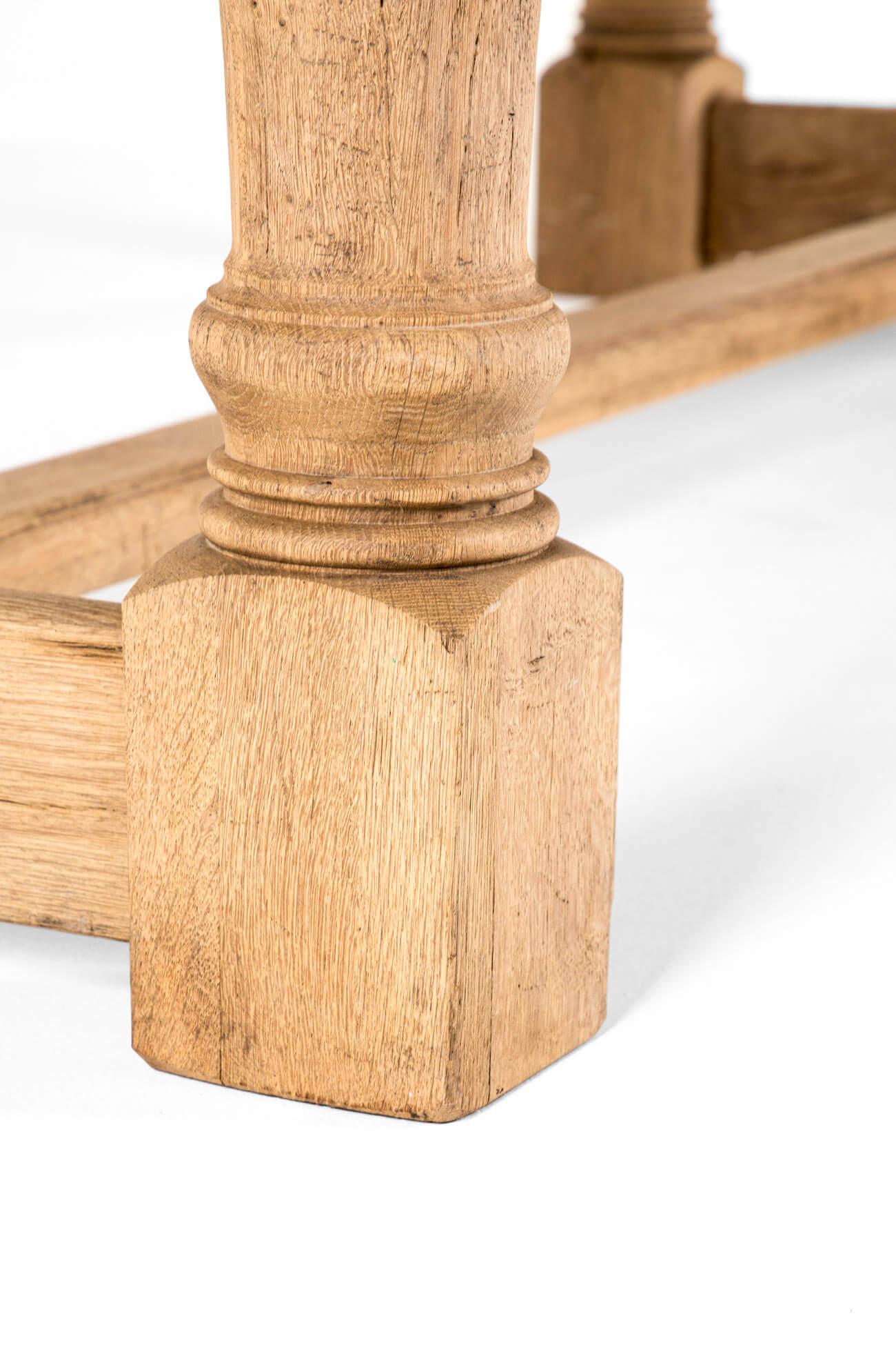 Grande table de ferme française en chêne strié en vente 2