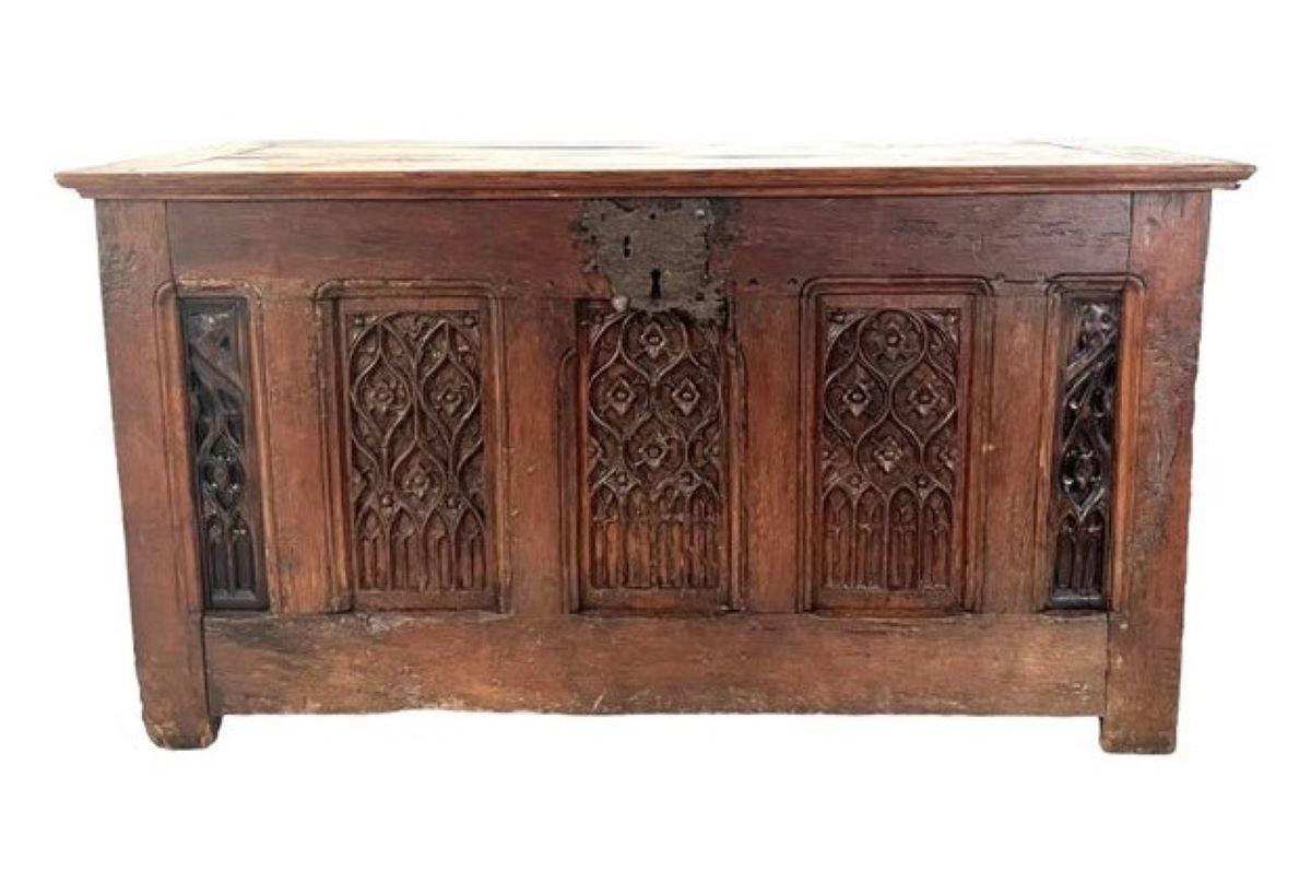 French Large Trunk- Chest - Gothic oak from the 16th century - France For Sale 7