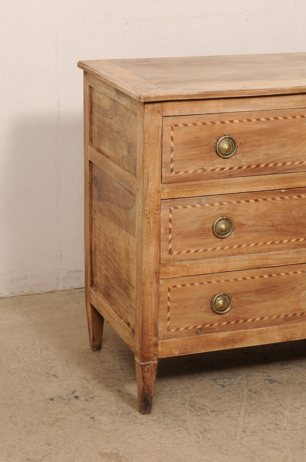 French Late 18th Century Bleached Walnut, Three-Drawer Commode In Good Condition In Atlanta, GA