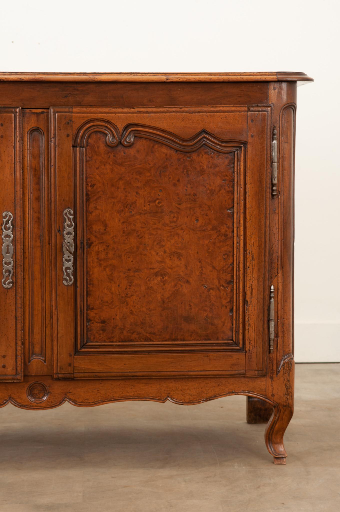 French Provincial French Late 18th Century Burl Walnut Buffet For Sale