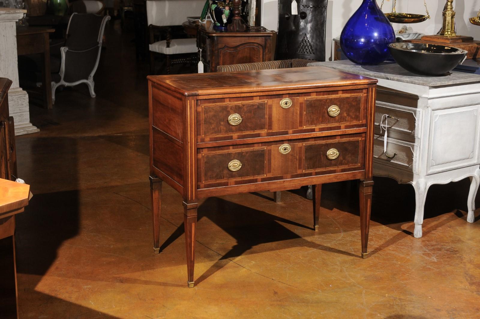French Late 18th Century Directoire Period Inlaid Commode with Tapered Legs For Sale 4