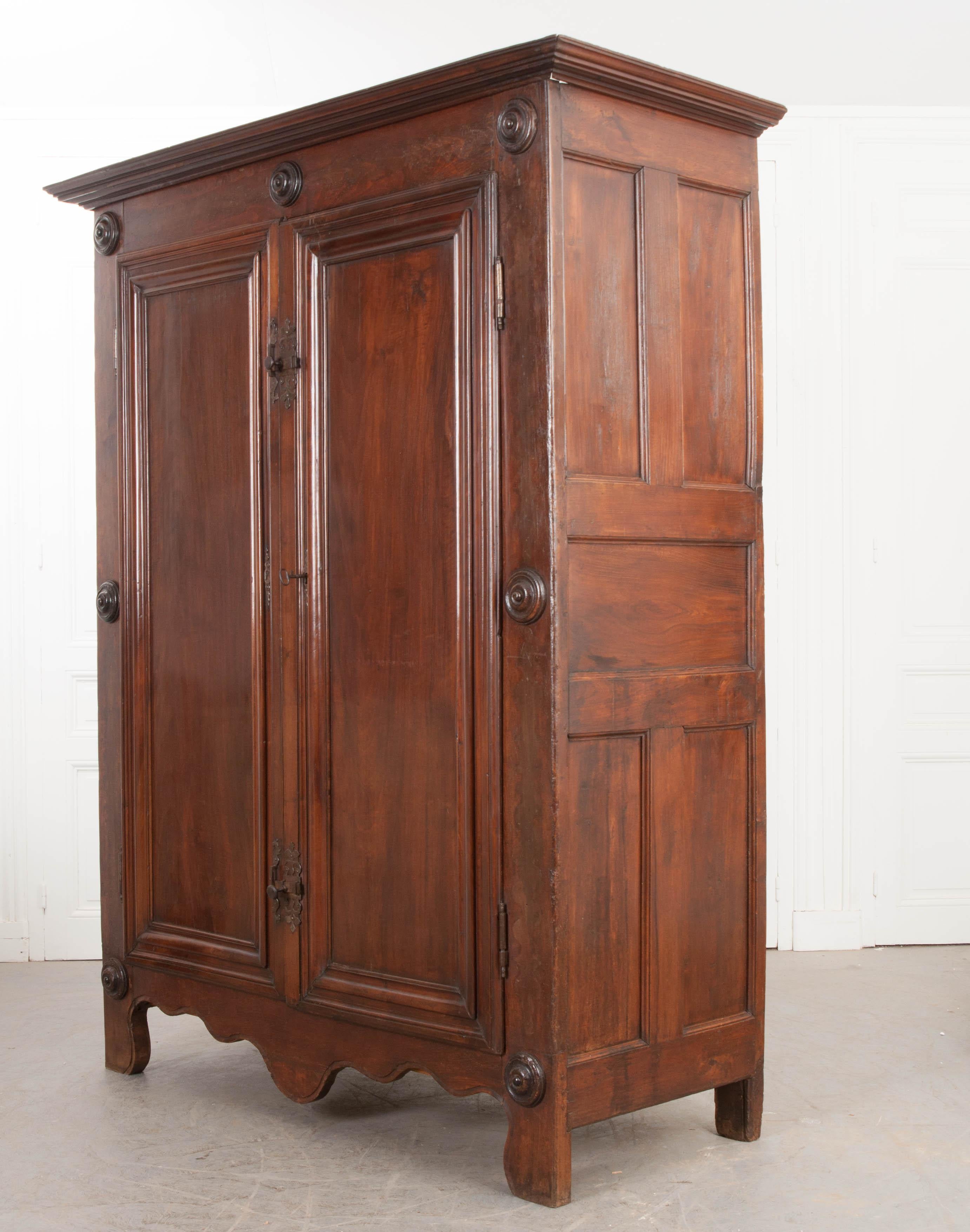 French Late 18th Century Louis XIII-Style Oak Armoire 1