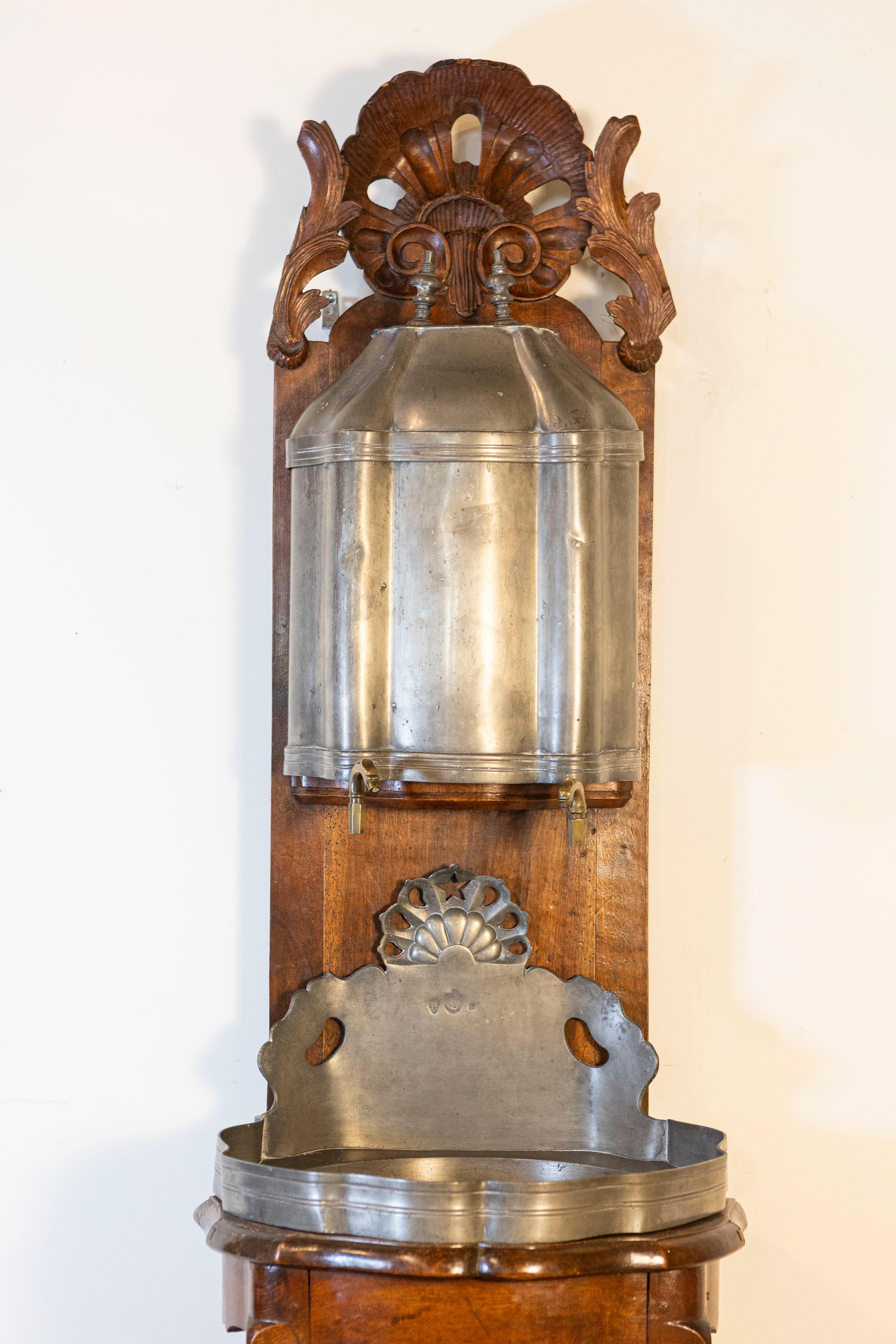 Carved French Late 18th Century Louis XV Pewter Lavabo Mounted on Walnut Stand For Sale