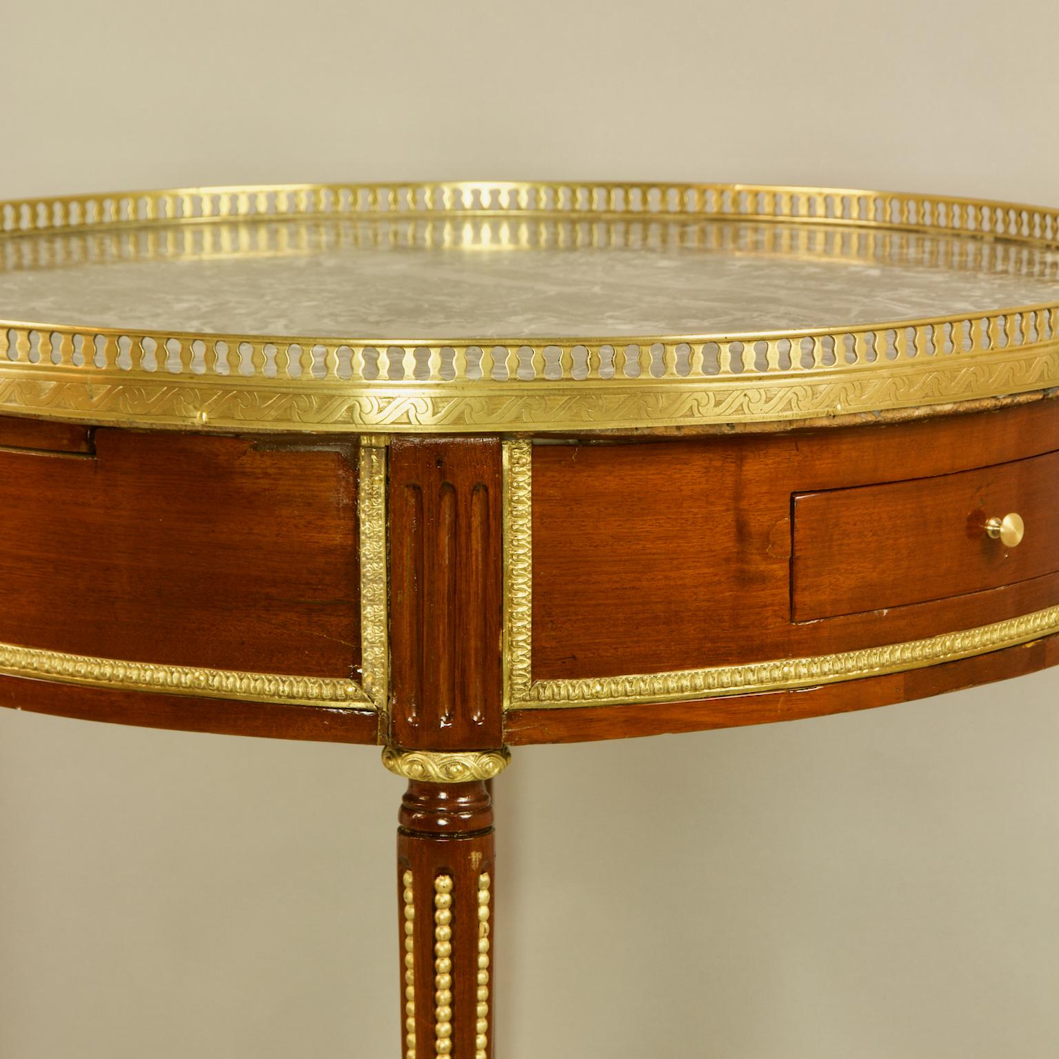 French Late 18th Century Louis XVI Mahogany and Gilt Bronze Bouillotte Table 7