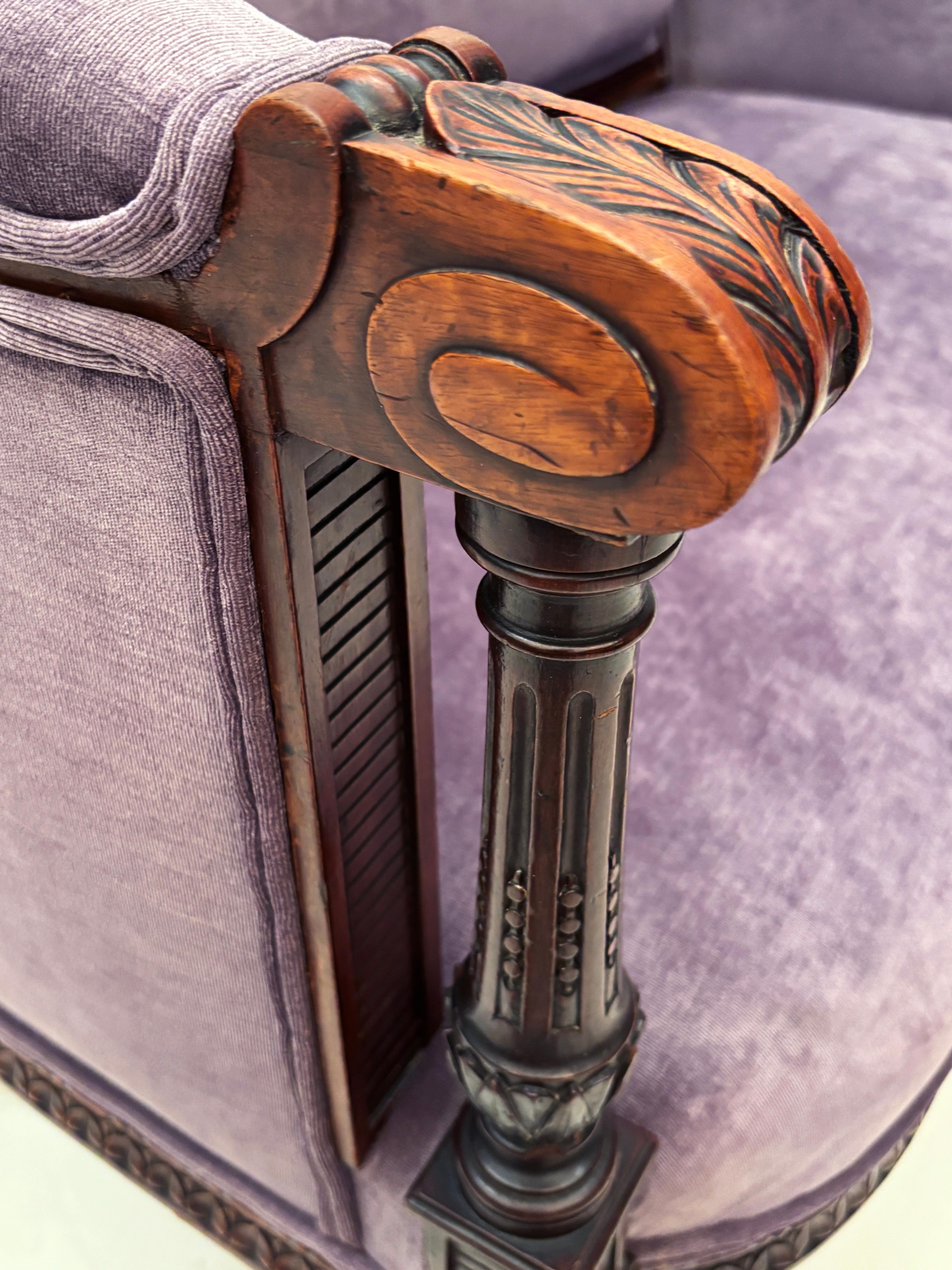 French Late 18th Century Louis XVI Style Settee For Sale 14