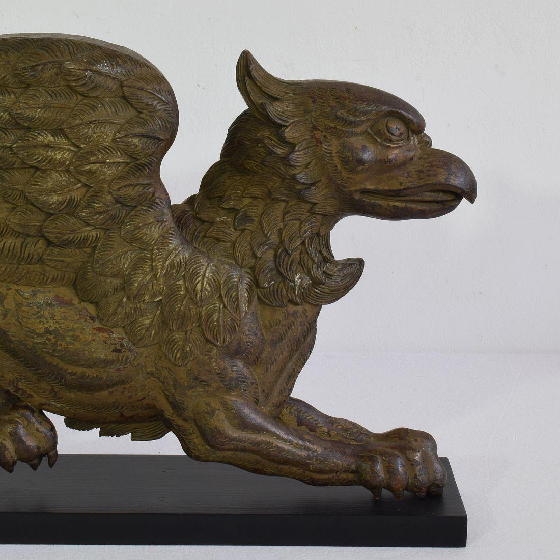 French Late 18th Century Neoclassical Carved Wooden Griffin 3