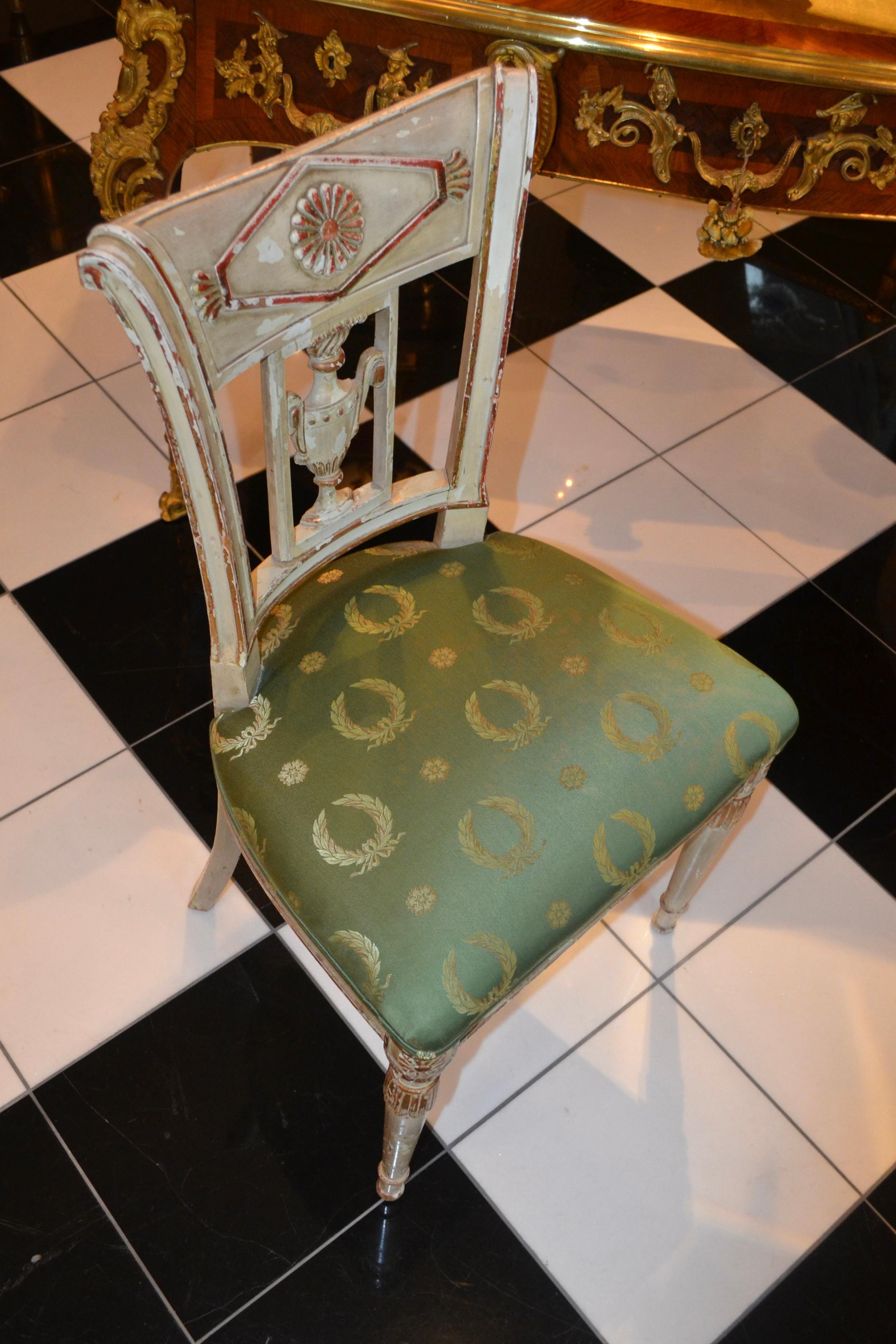 Chaise de Directoire française peinte de la fin du XVIIIe siècle en vente 6