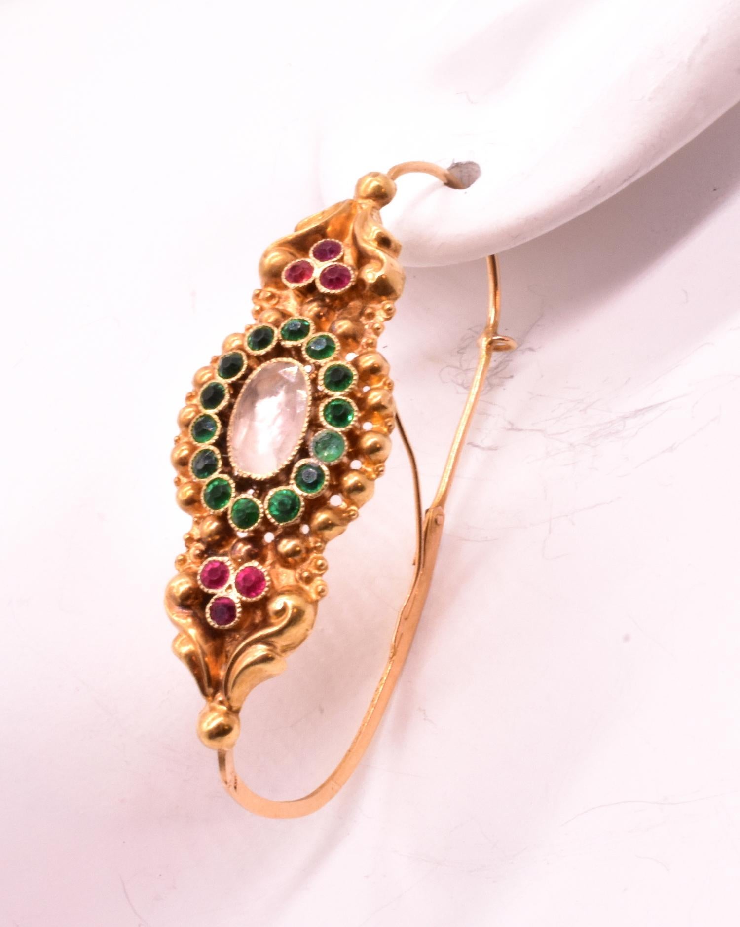 French Late 18th Century Paste Gold Poissarde Earrings For Sale 2