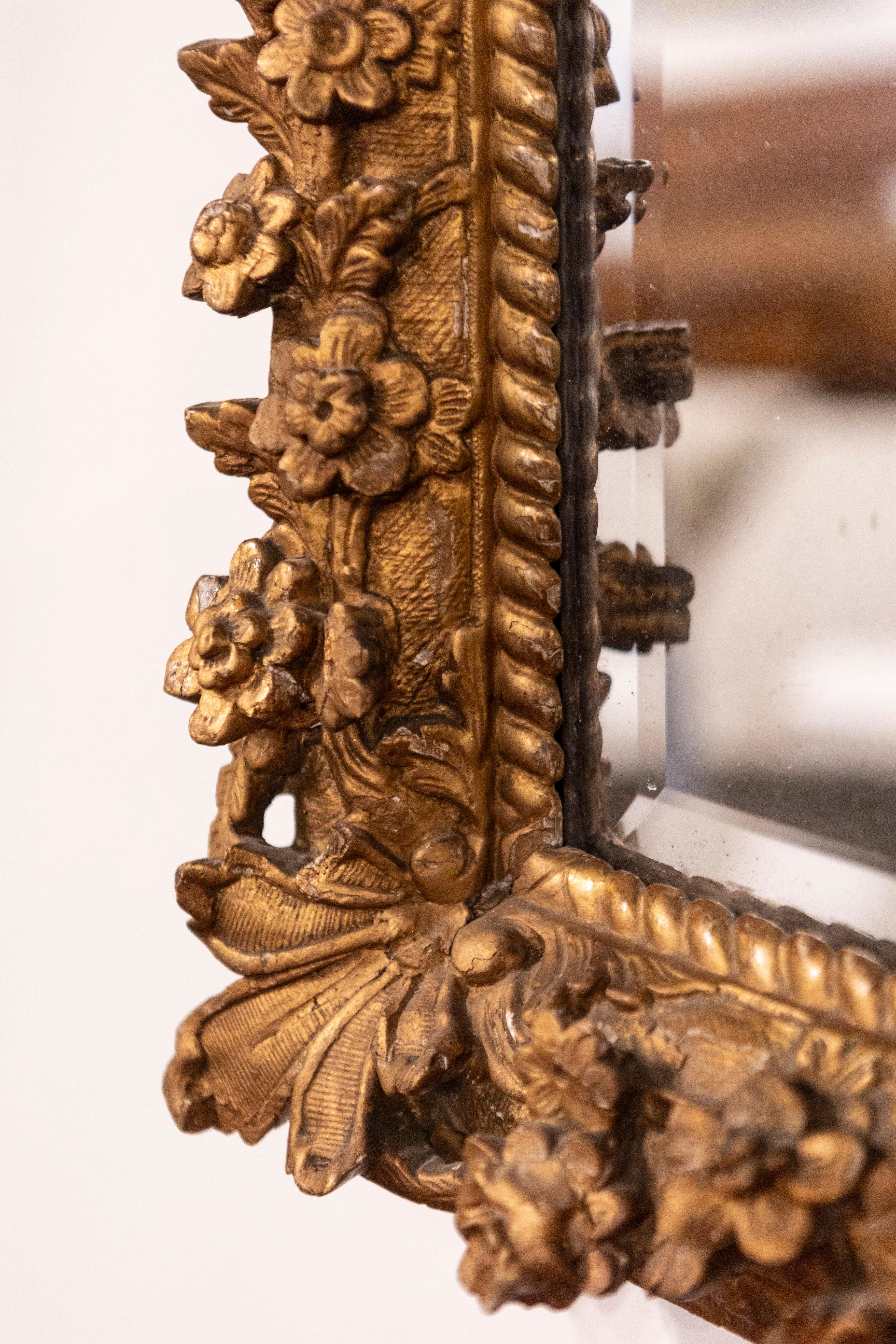 Miroir Carved Decor de la fin du 18e siècle, de style Régence, avec décor floral en vente 1