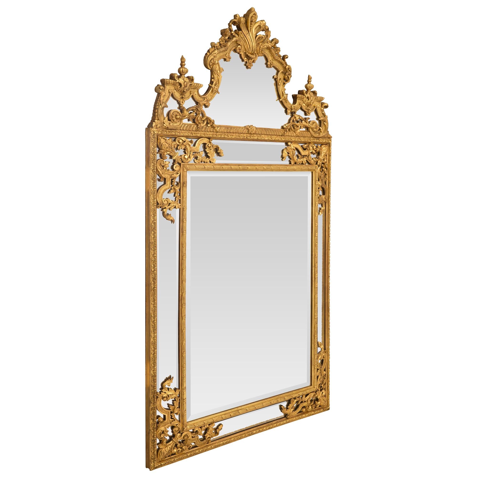 French Late 18th Century Regence Style Double Framed Giltwood Mirror In Good Condition For Sale In West Palm Beach, FL