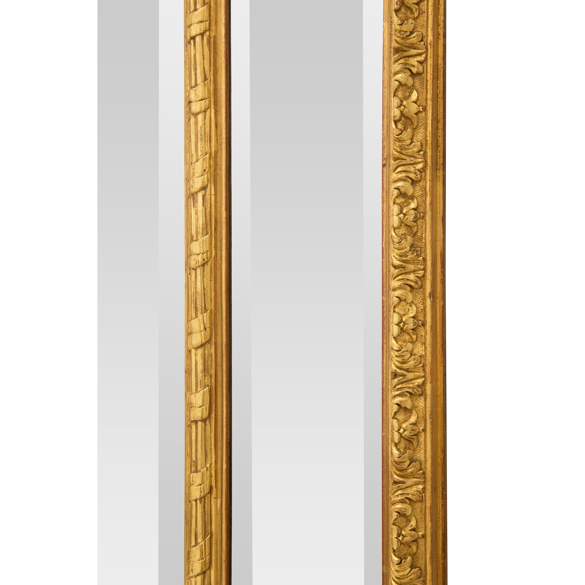 French Late 18th Century Regence Style Double Framed Giltwood Mirror For Sale 4