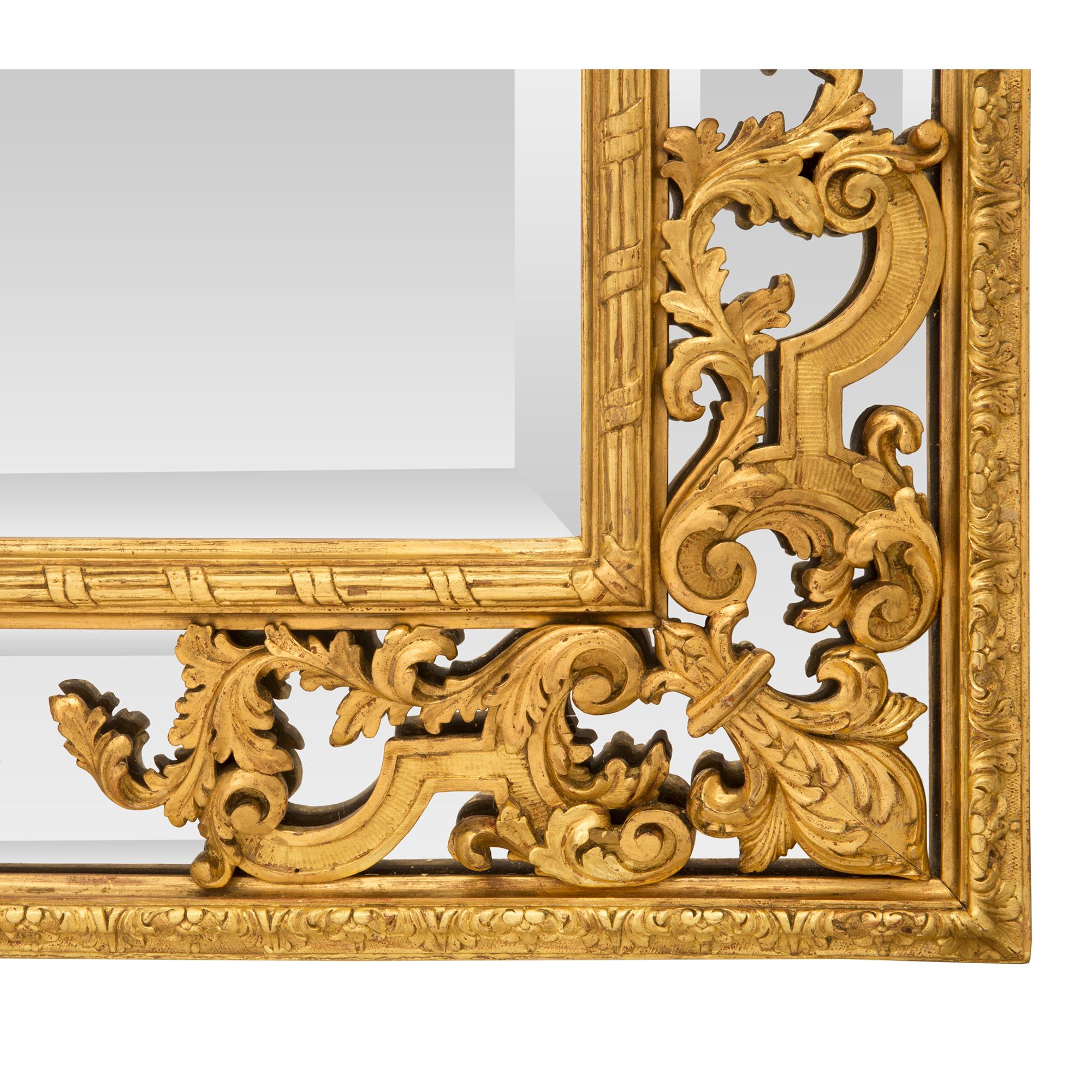 French Late 18th Century Regence Style Double Framed Giltwood Mirror For Sale 5