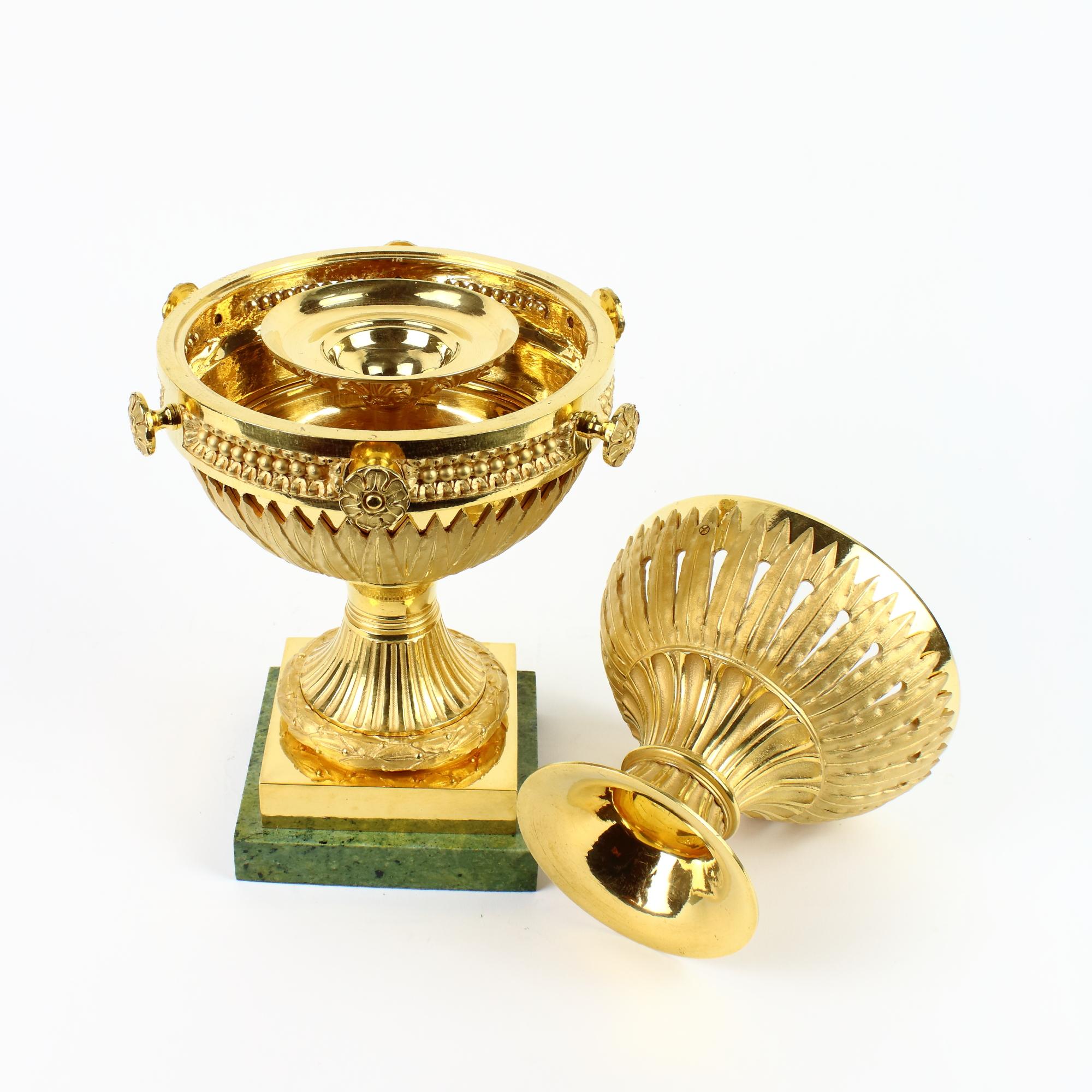 Französischer Räuchergefäßbrenner oder gebürsteter Parfüm aus vergoldeter Bronze, Louis XVI.-Stil, spätes 18. Jahrhundert im Angebot 1