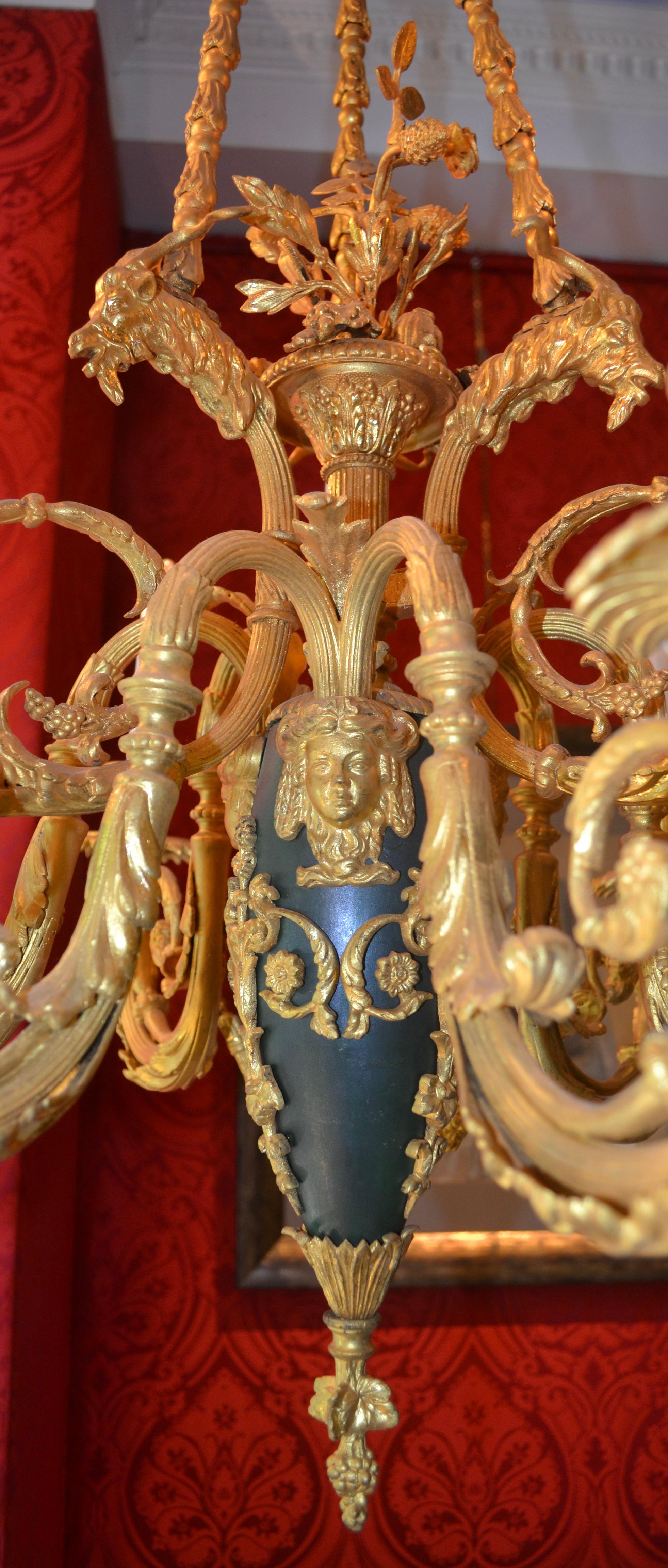 French Late 19th Century Belle Epoque Style Gilt Bronze Chandelier For Sale 2