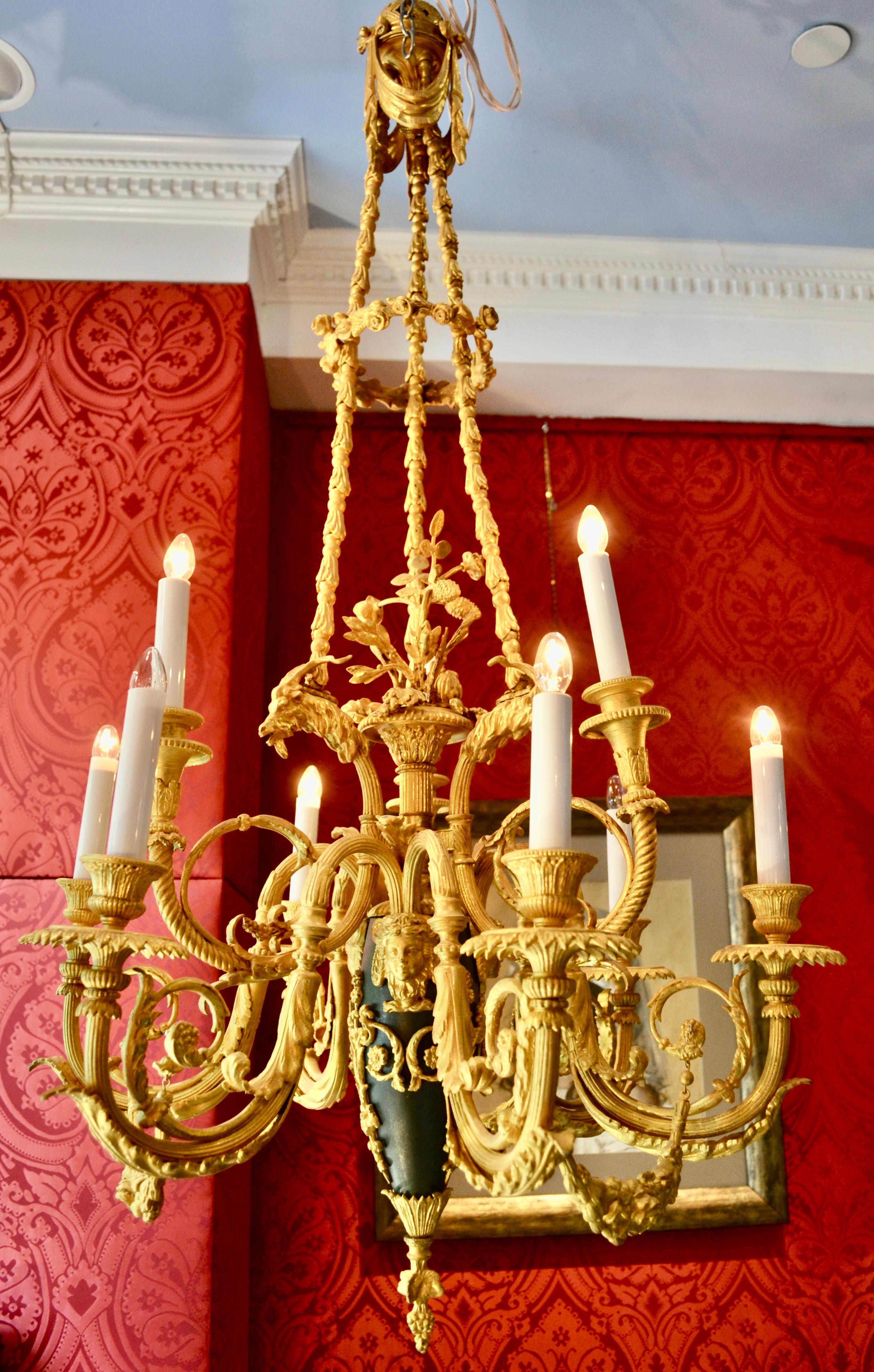 Lustre français de la fin du 19e siècle de style Belle Epoque en bronze doré en vente 1