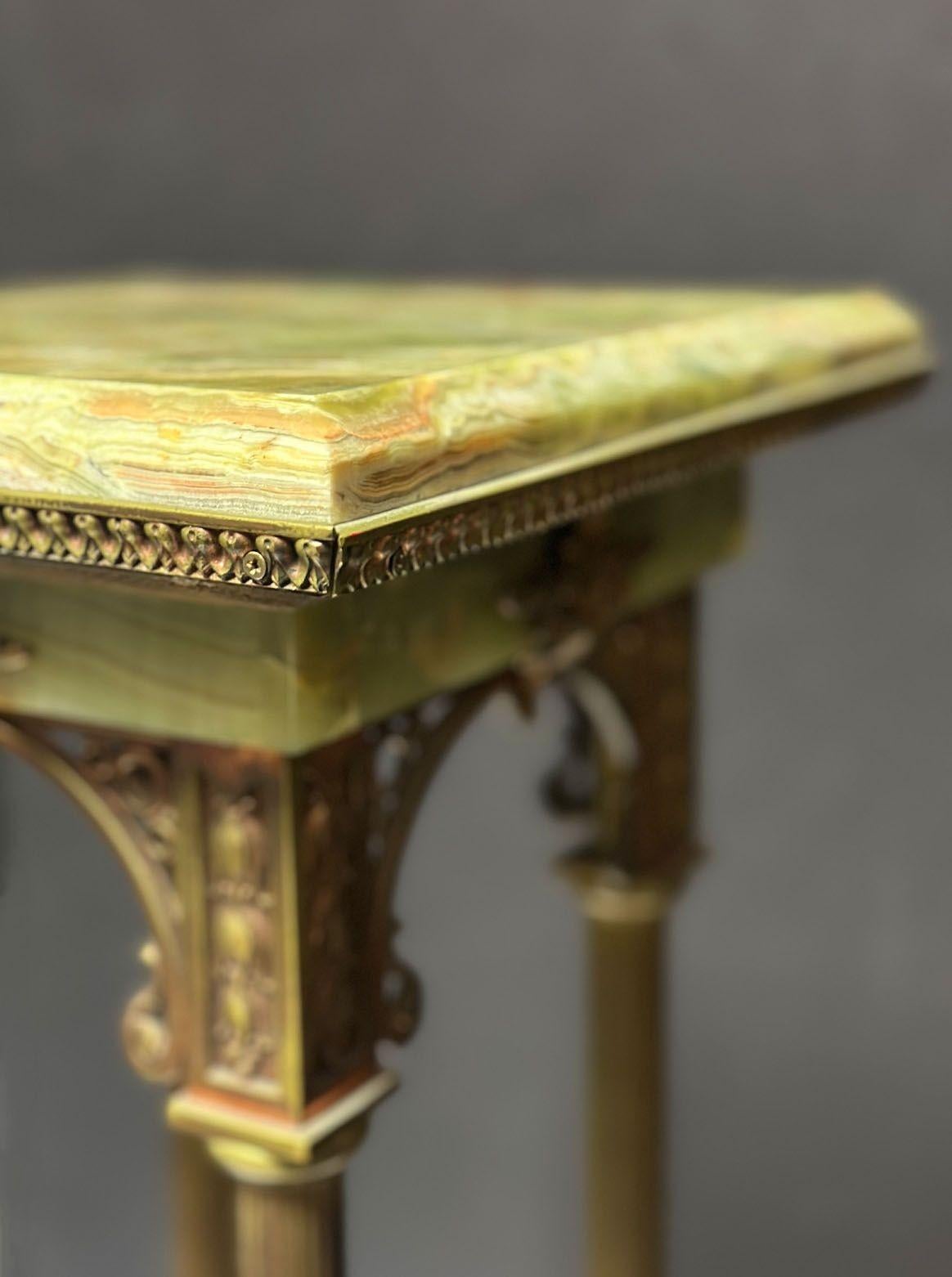 French Late 19th Century Bronze & Onyx Pedestal For Sale 1