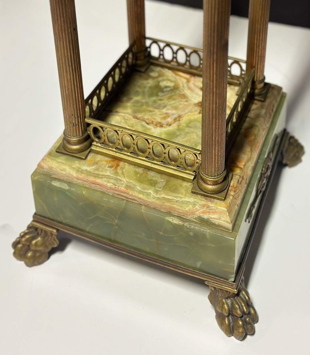 French Late 19th Century Bronze & Onyx Pedestal For Sale 2