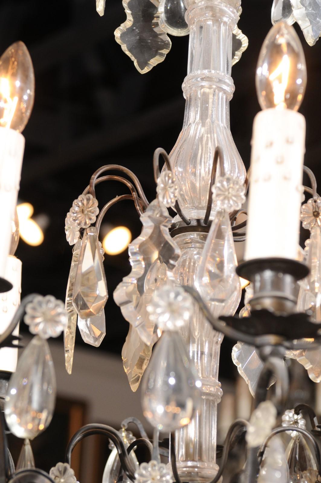 French Late 19th Century Eight-Arm Crystal Chandelier with Dark Metal Armature For Sale 8