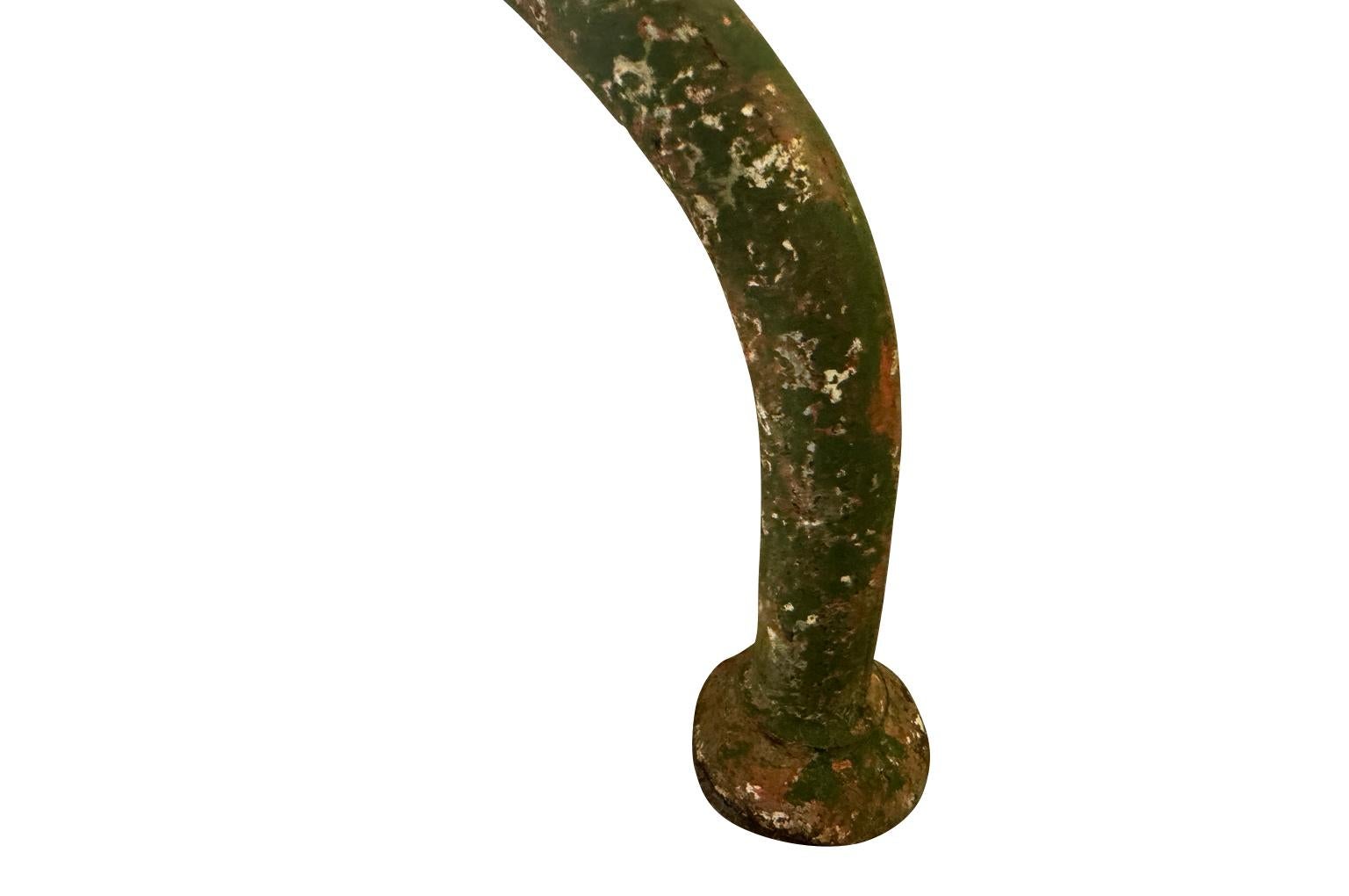 Table de jardin française de la fin du 19e siècle en vente 4