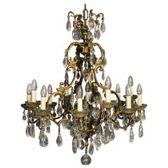 French Late 19th Century Gilded Bronze and Crystal 12-Light Antique Chandelier