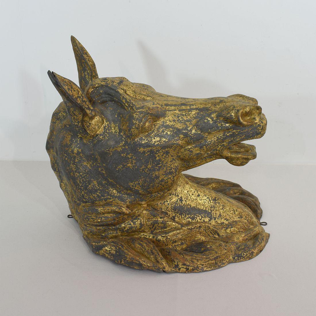 French Late 19th Century Gilt Zinc Horse Head In Good Condition In Buisson, FR