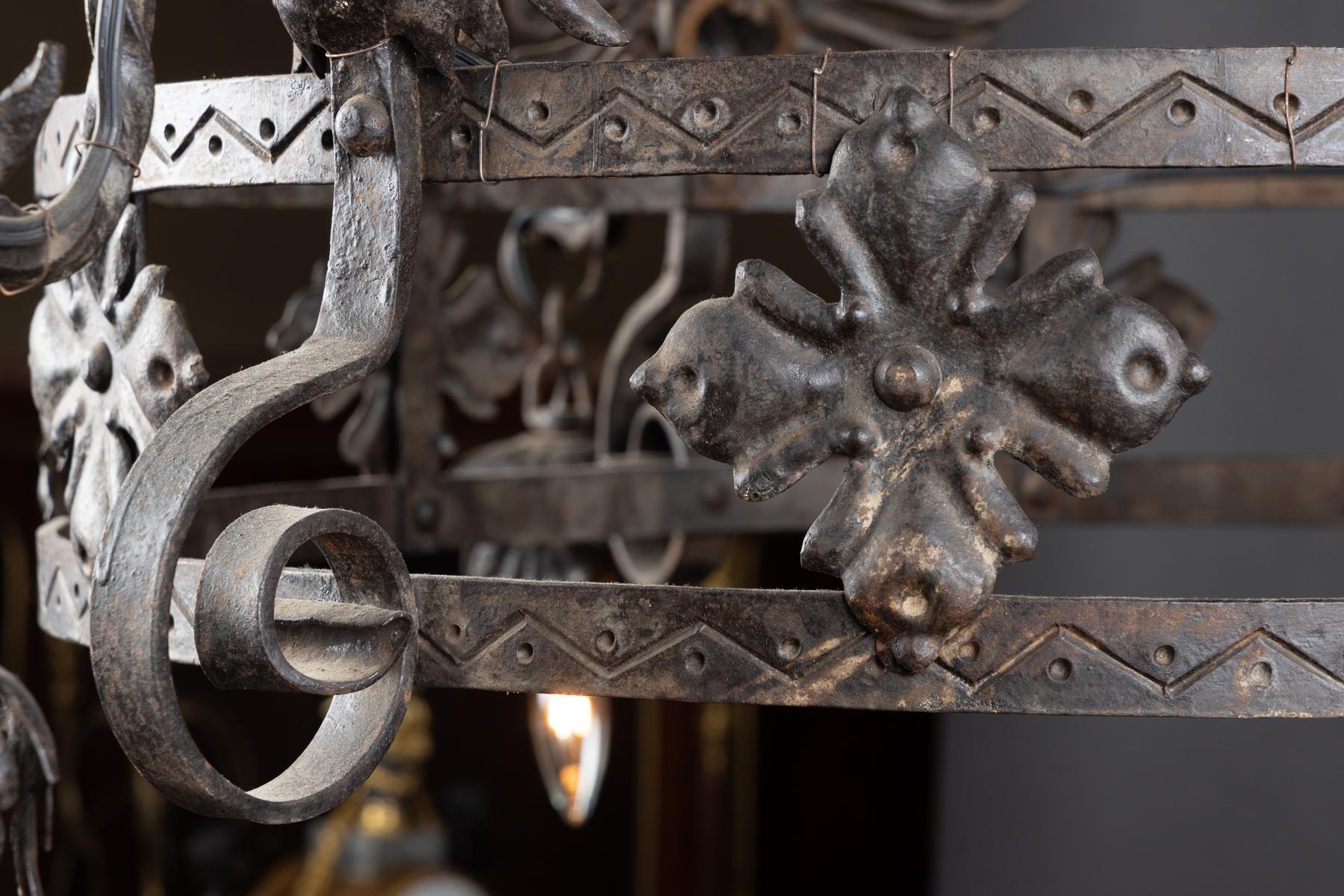 French late 19th century Gothic Revival iron chandelier with Winged Dragons In Good Condition For Sale In New Orleans, LA