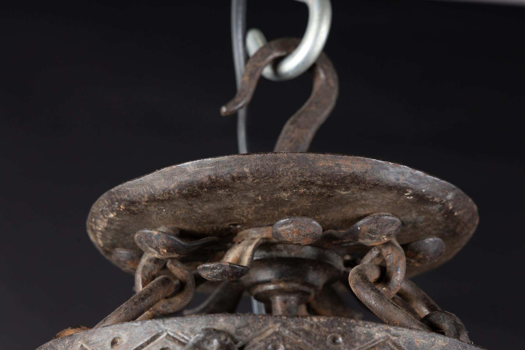 French late 19th century Gothic Revival iron chandelier with Winged Dragons For Sale 2