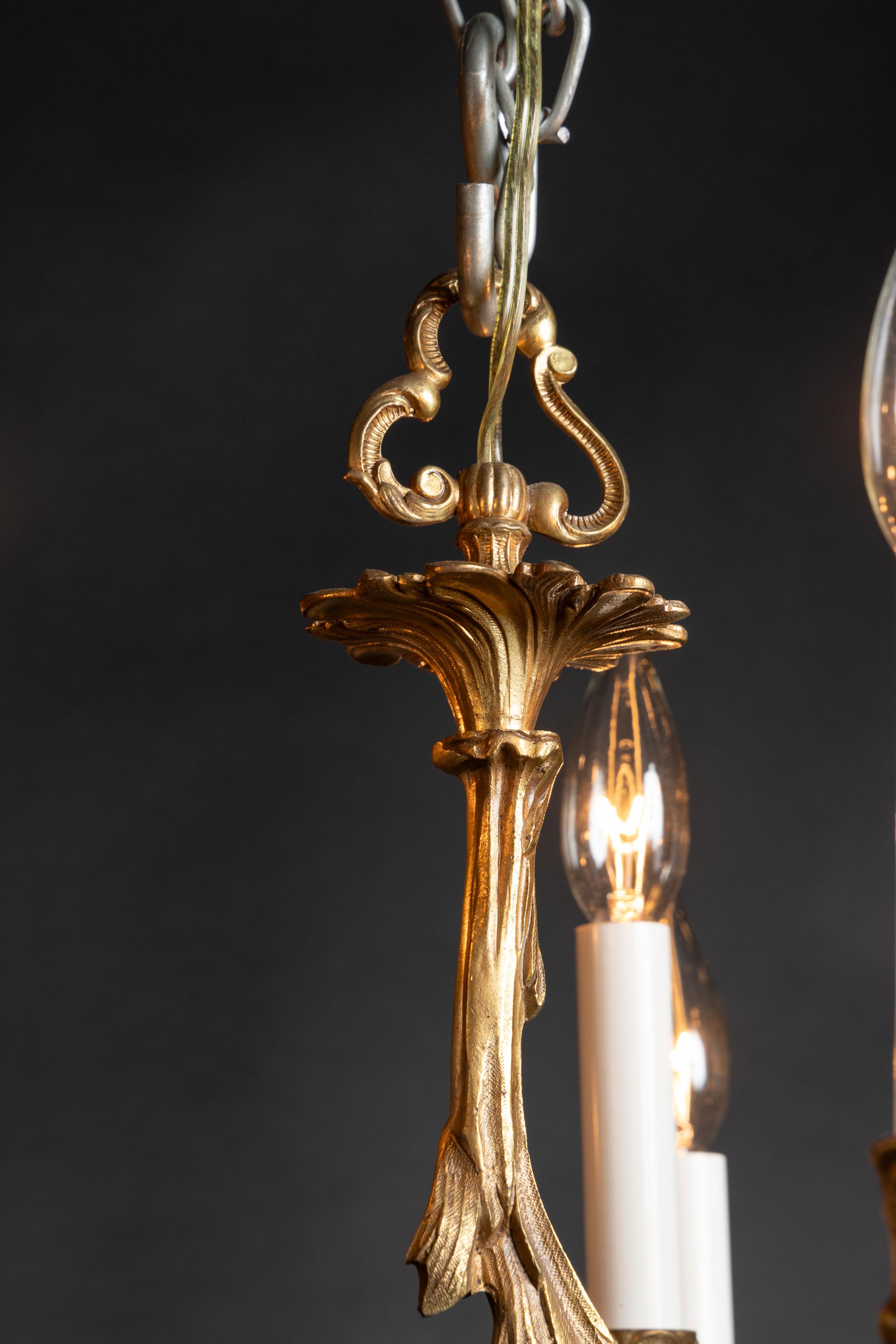 Lampadario francese in bronzo Luigi XV della fine del XIX secolo in vendita 6