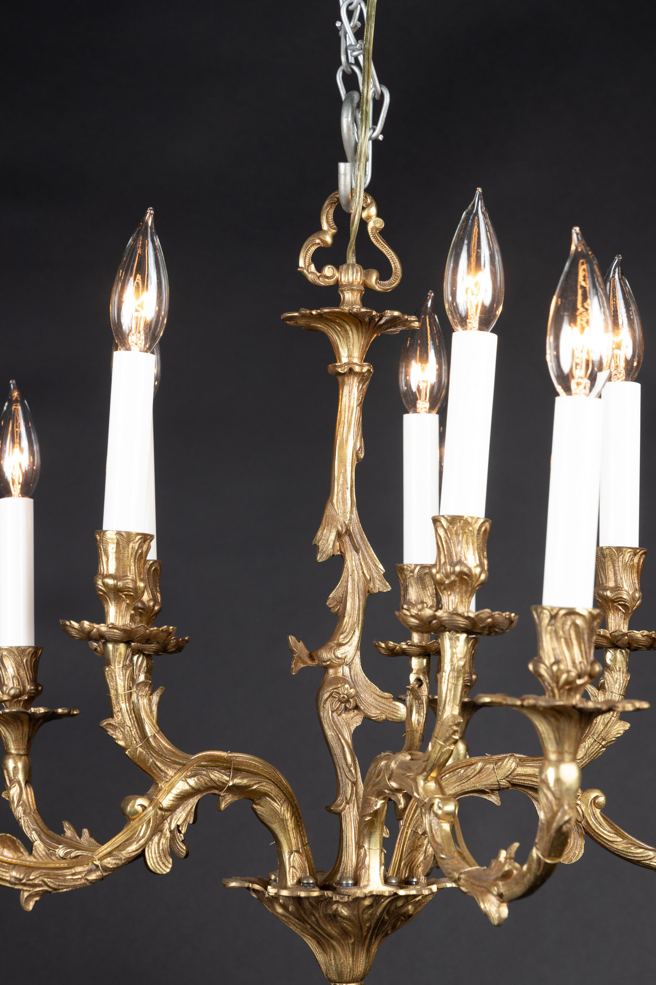 French Late 19th Century Louis XV Bronze Chandelier  For Sale 6