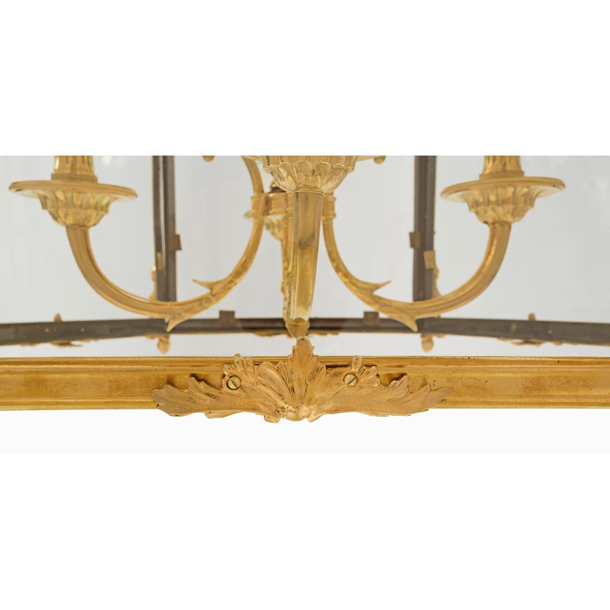 Farol francés de Ormolu y Cristal de finales del siglo XIX, estilo Luis XV en venta 1