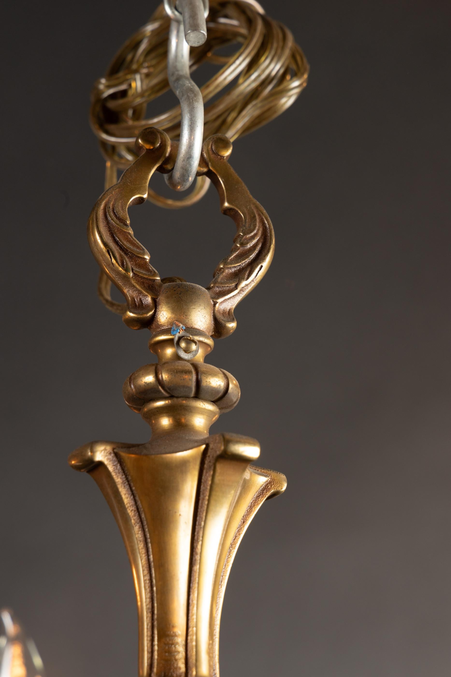 Araña francesa de bronce de finales del siglo XIX Luis XVI en venta 4