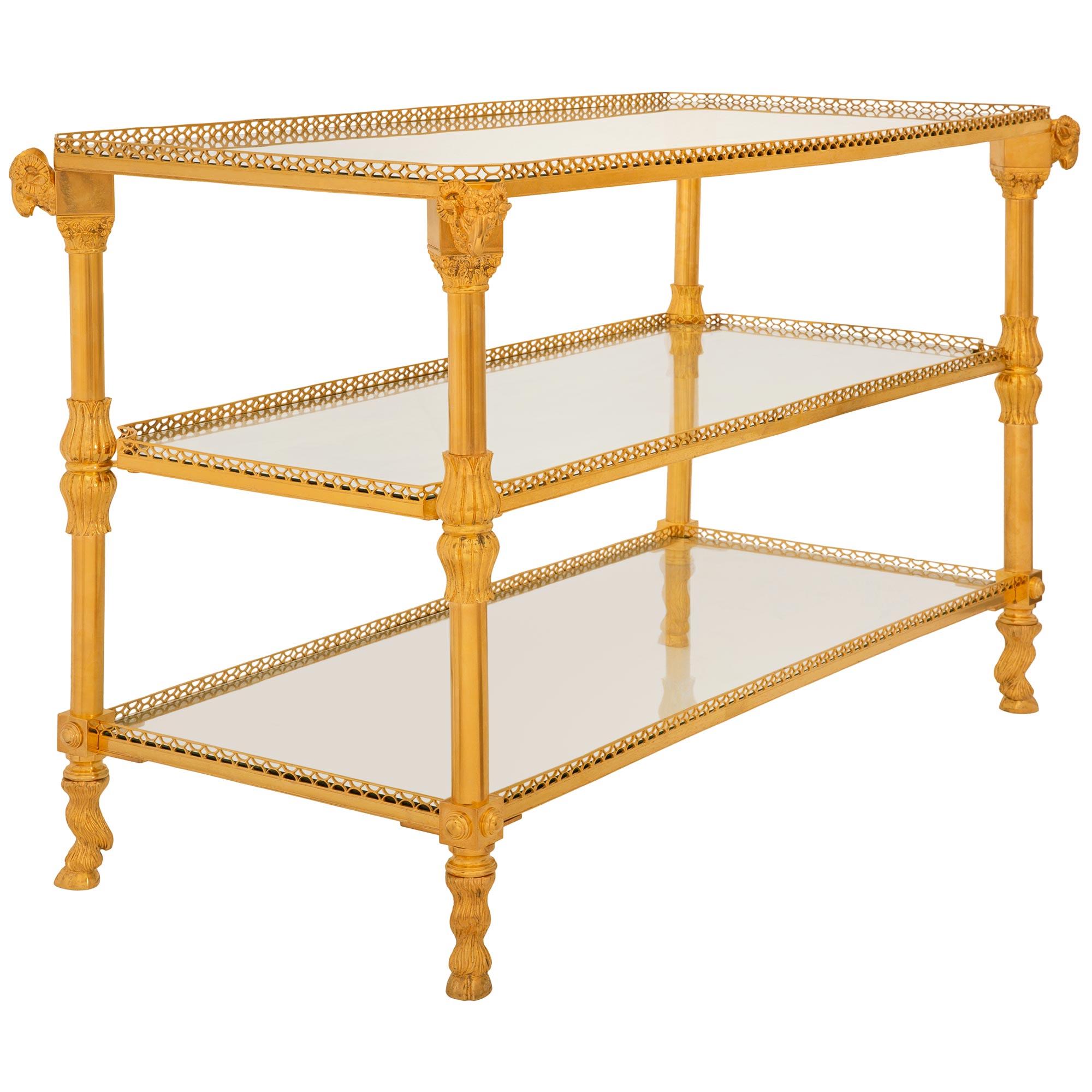 Français Console à dessert française de la fin du XIXe siècle, de style Louis XVI, en verre et bronze doré en vente