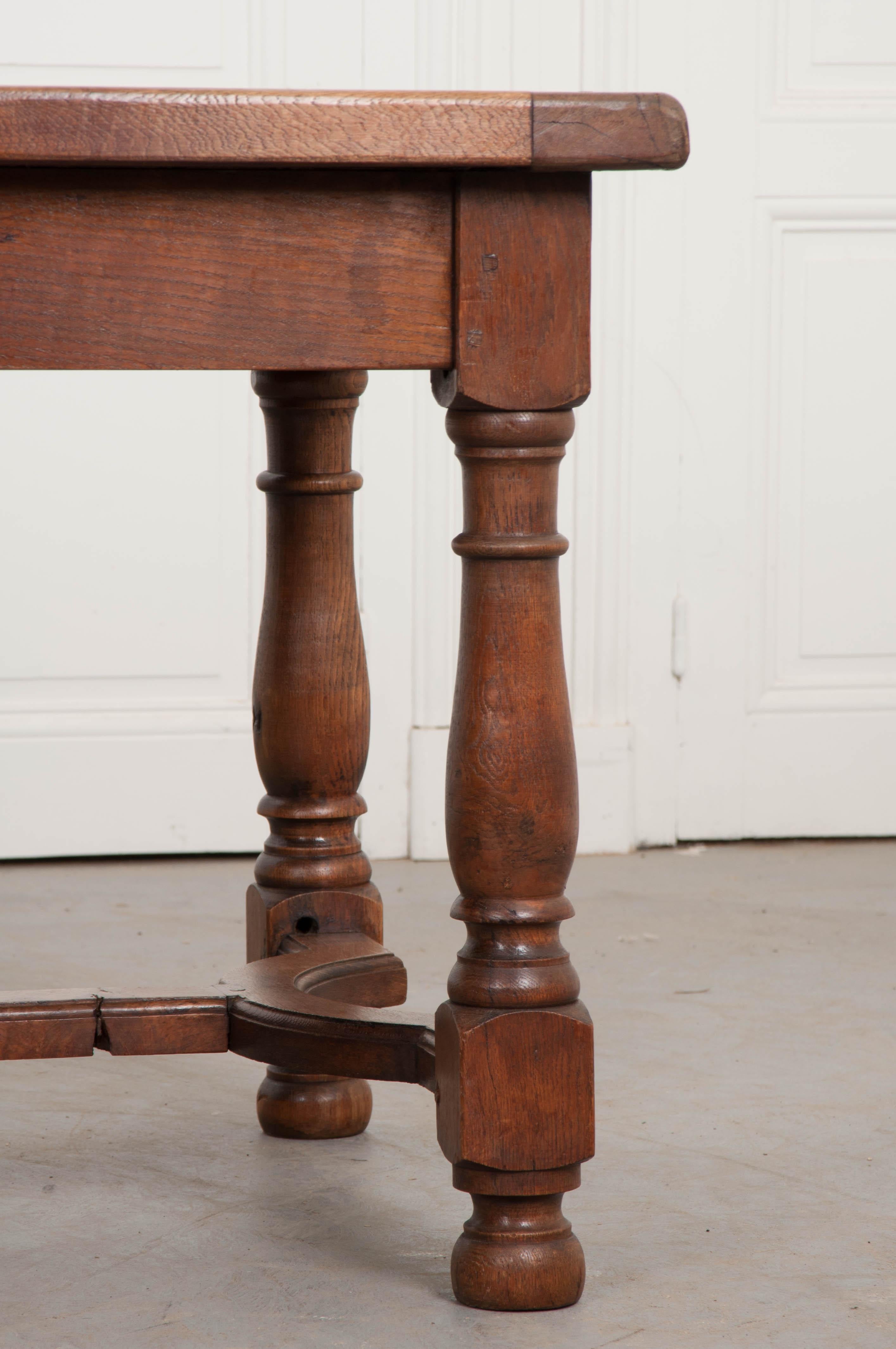 French Provincial French Late 19th Century Oak Farmhouse Table