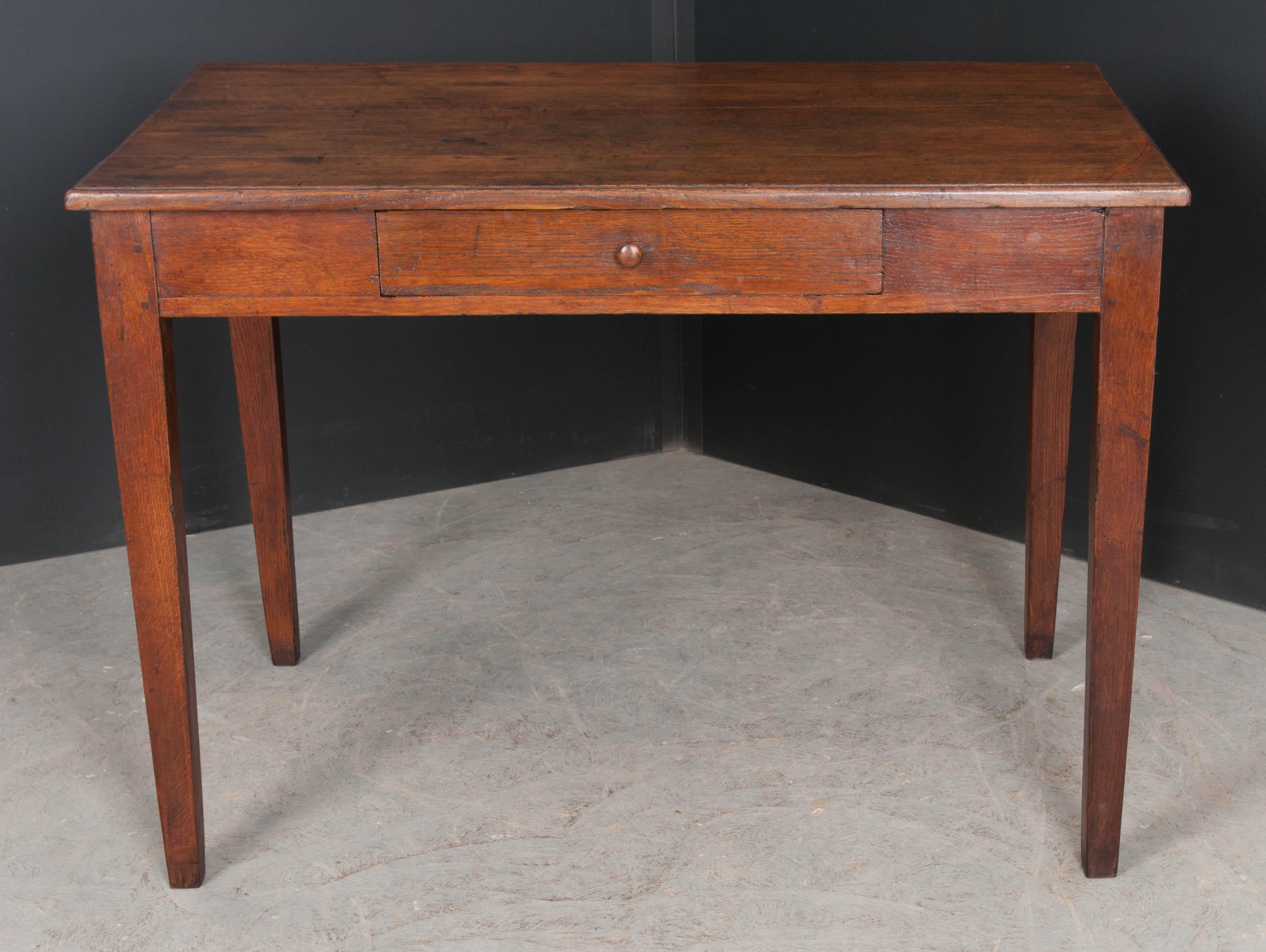 French Late 19th Century Oak Writing Desk  Table In Good Condition In Baton Rouge, LA