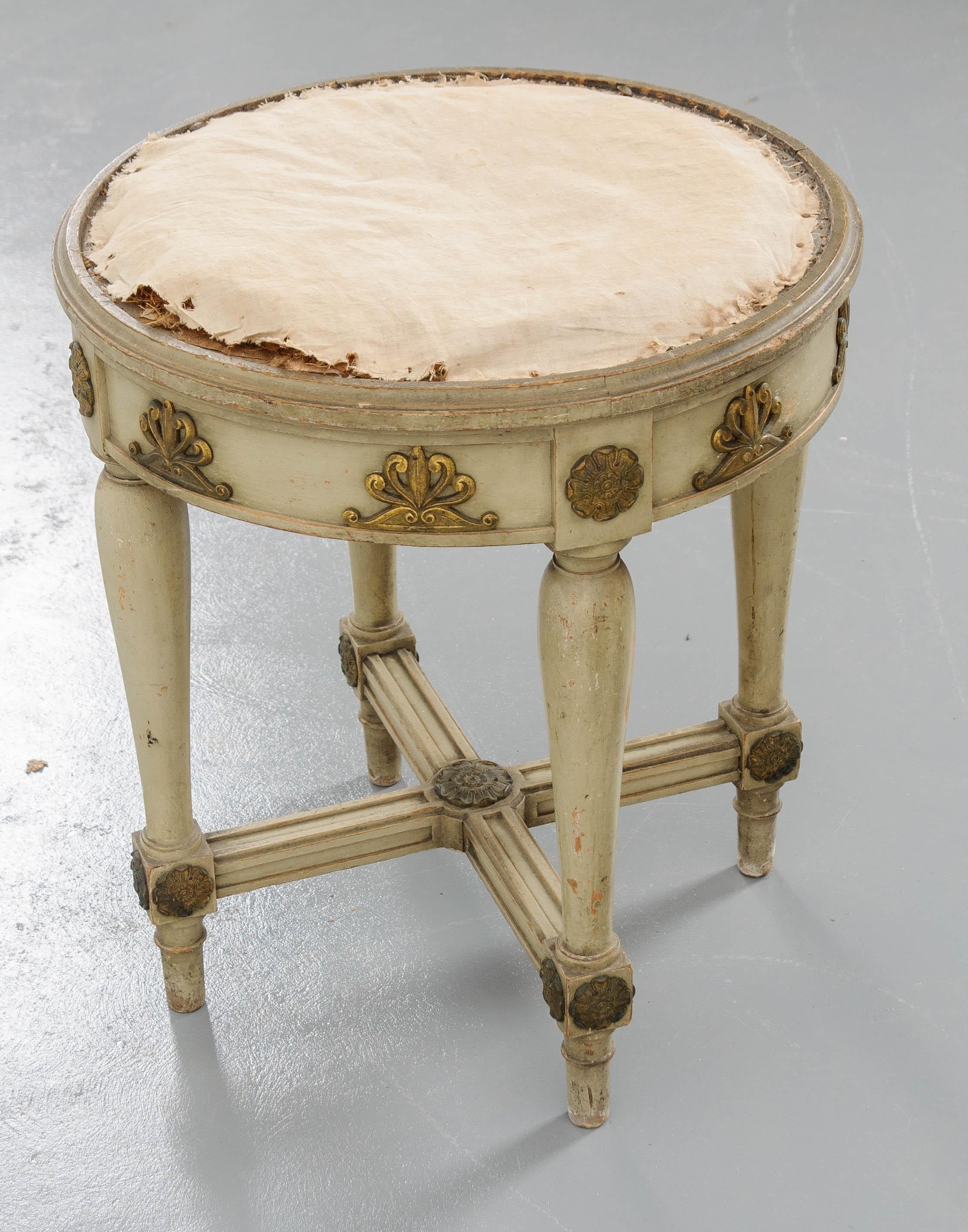 French Late 19th Century Painted Empire Stool In Good Condition In Baton Rouge, LA