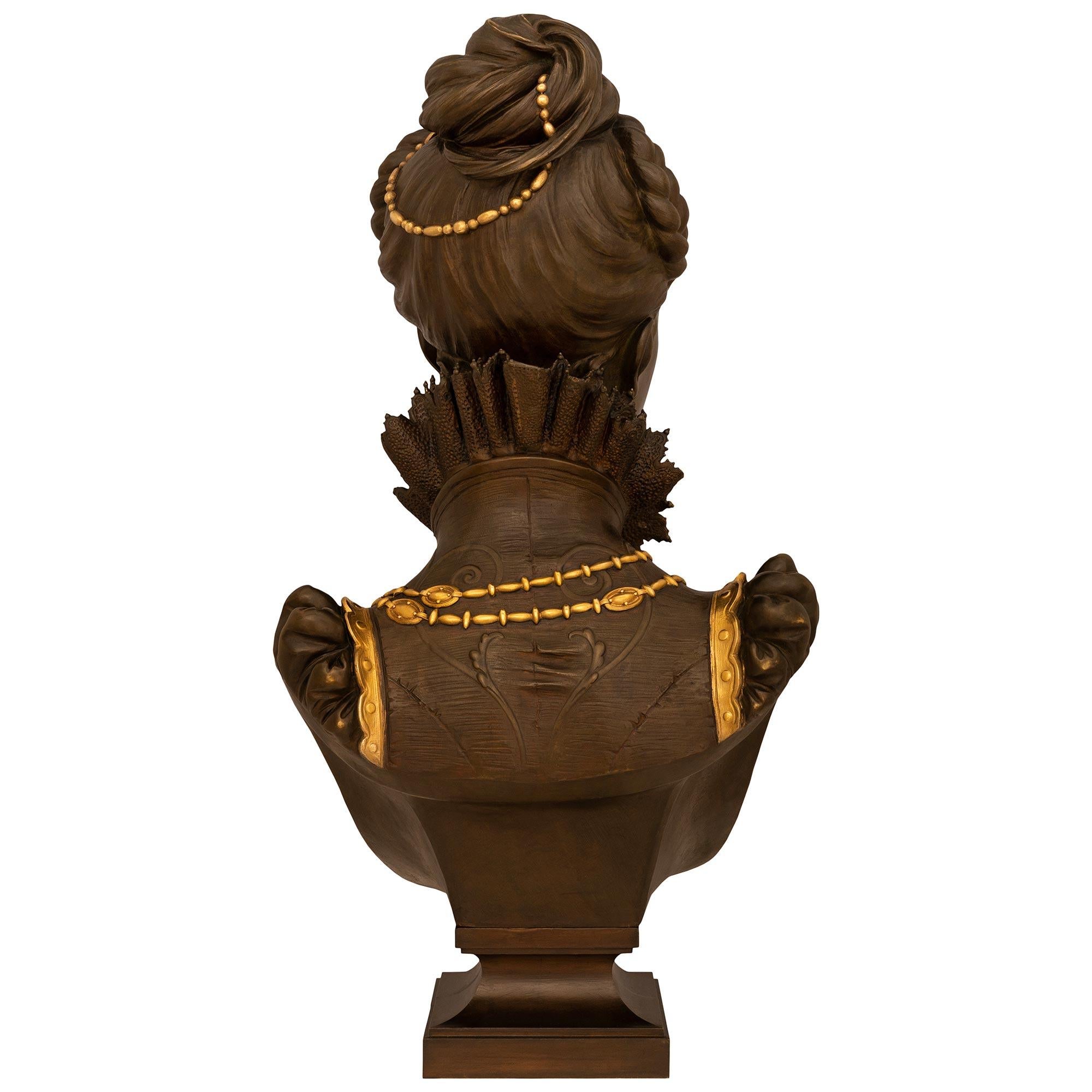 Busto in bronzo patinato e ormolu di Raffaella, Francia, fine XIX secolo in vendita 6