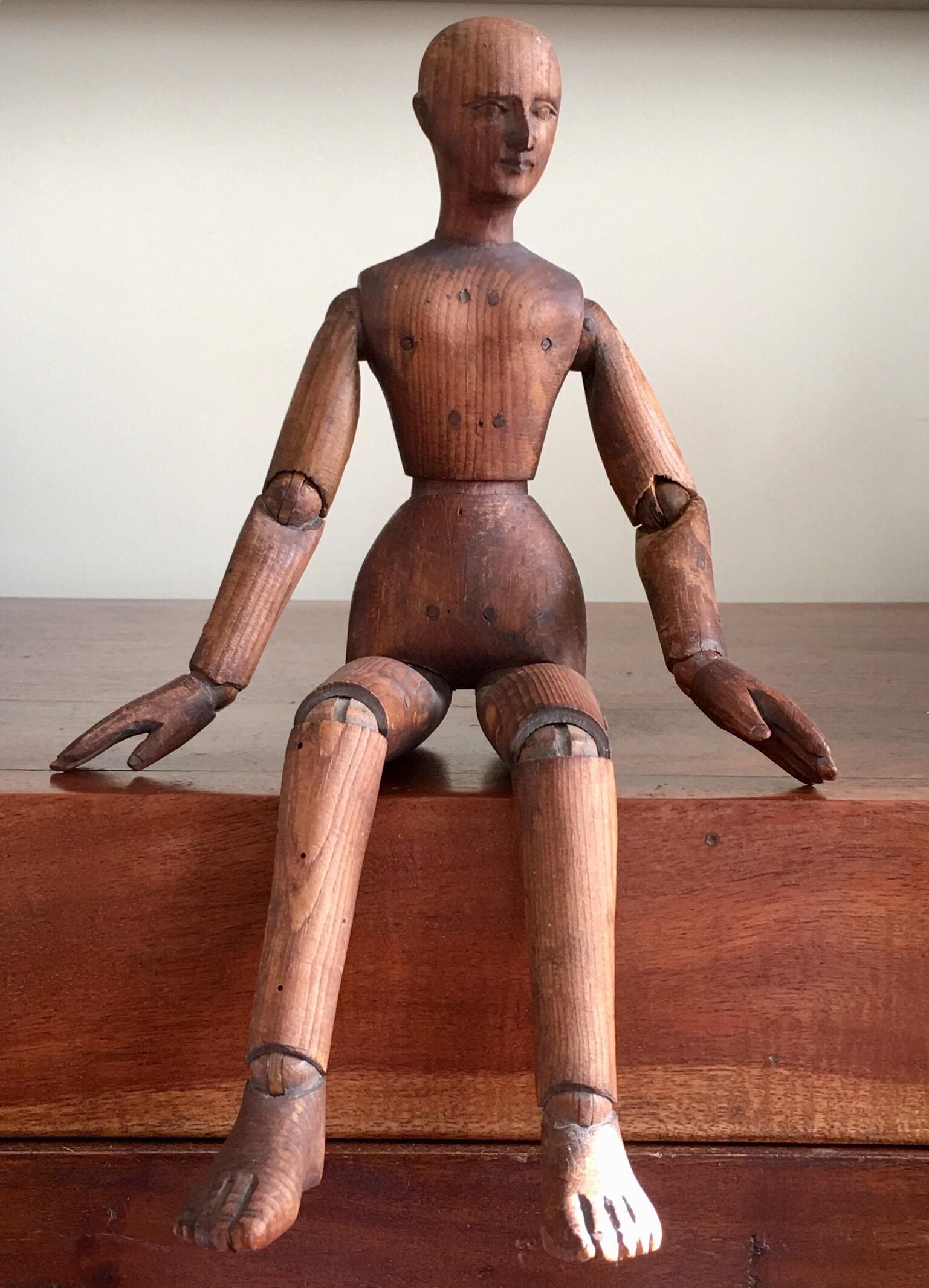 Extremely rare pine artists lay figure circa late 19th century. Fully Articulated figure in original patina. 
Size is 13.5 inches tall (34 cm)