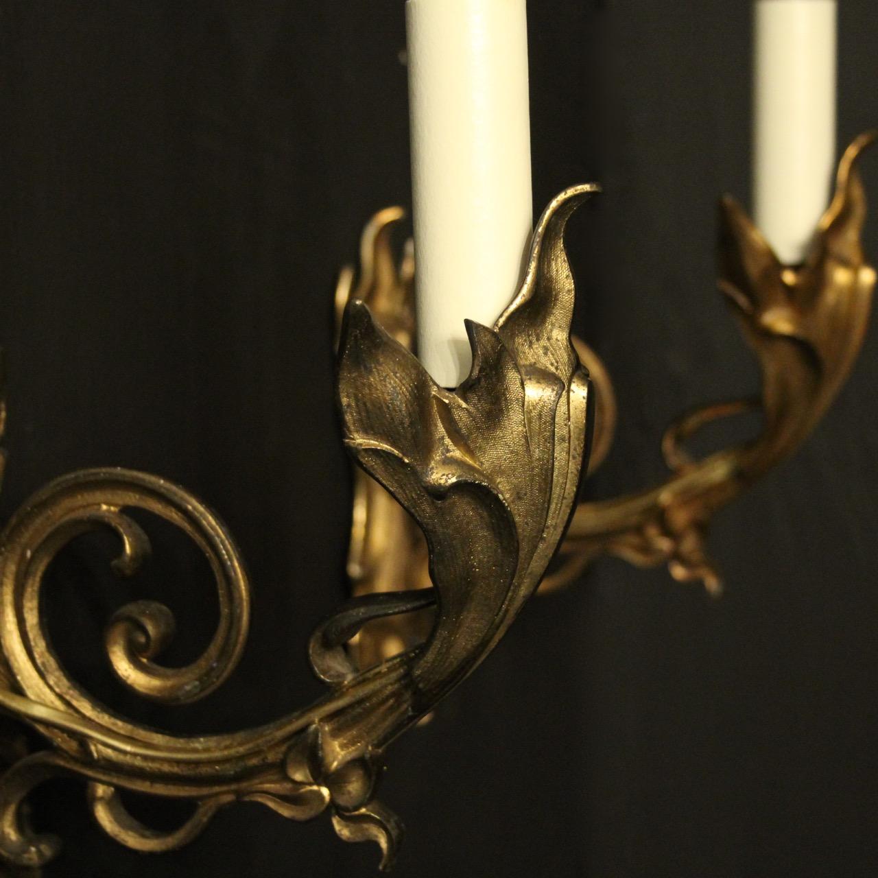 French Late 19th Century Set of 4 Bronze Single Arm Wall Lights For Sale 1